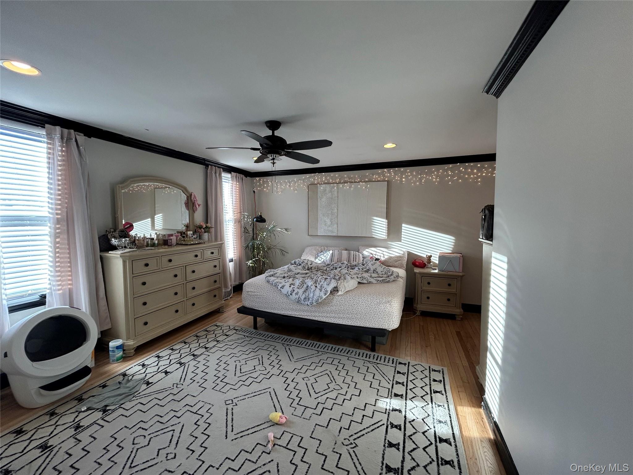 Single Family Calhoun Bronx, NY 10465, MLS-940304-3