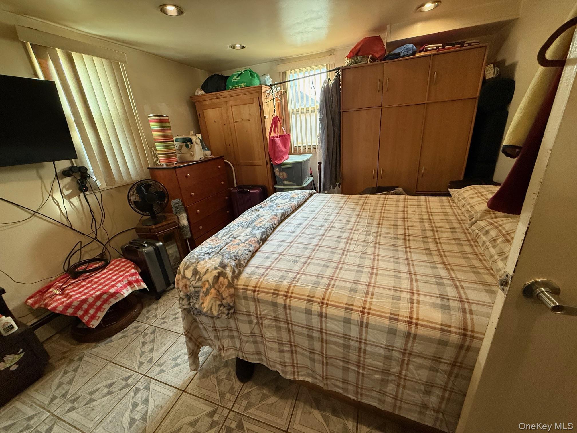 Single Family 200th  Queens, NY 11412, MLS-940305-11