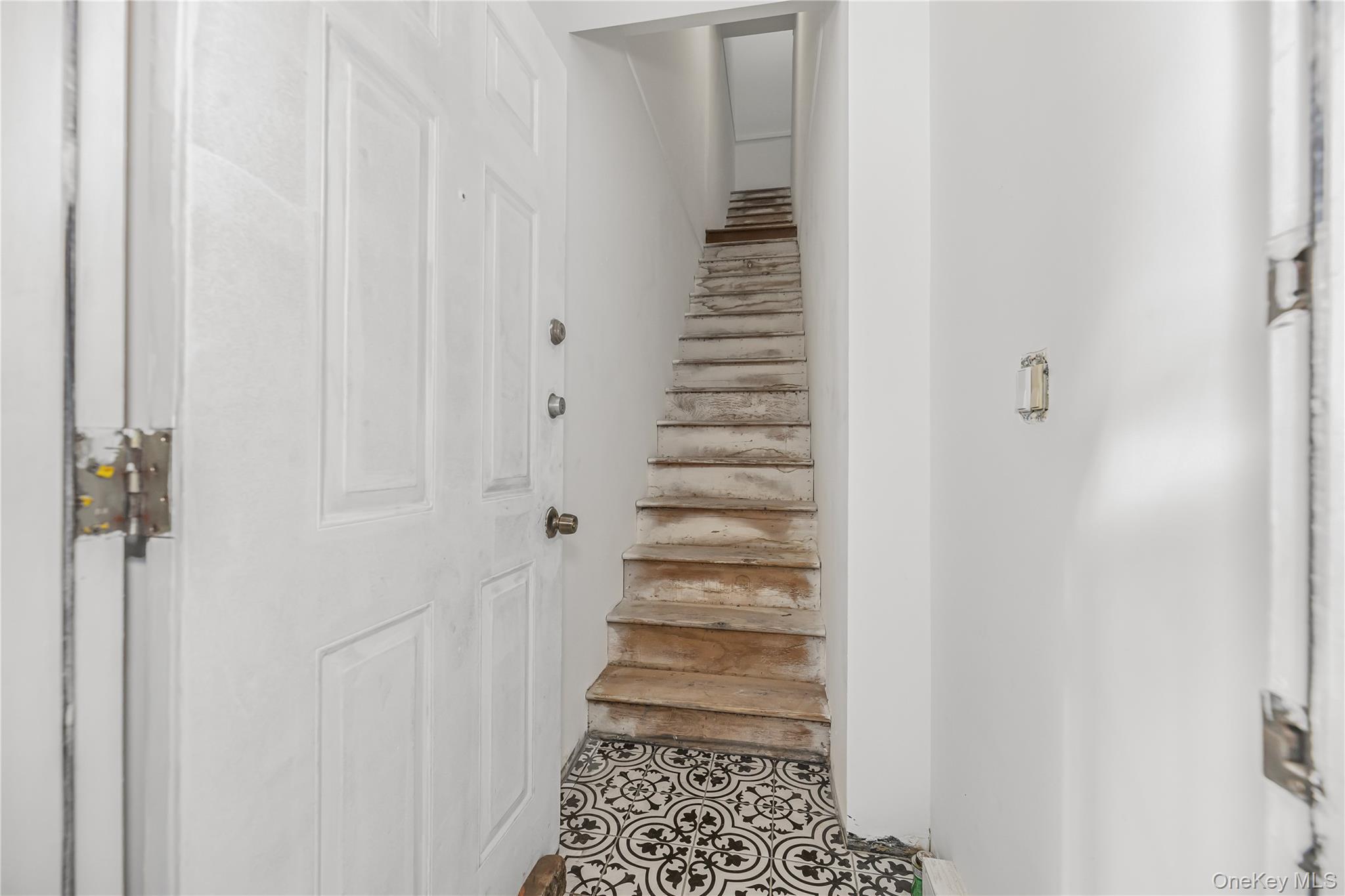 Single Family 178th Bronx, NY 10460, MLS-940334-23