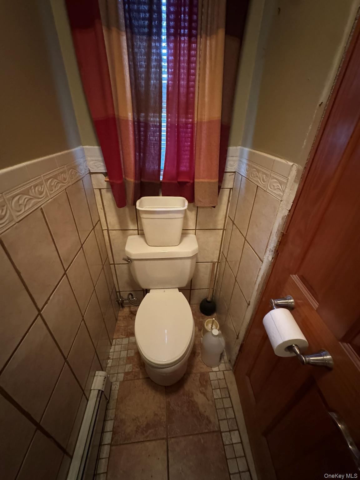 Single Family Broadway  Suffolk County, NY 11967, MLS-940363-12