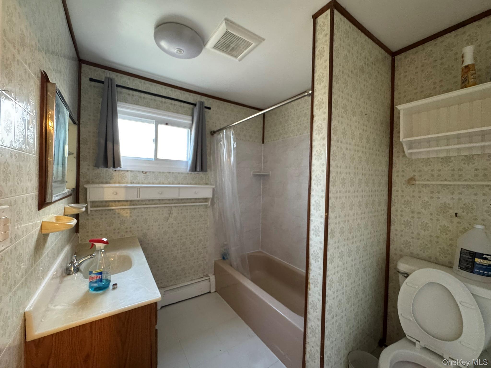 Single Family Broadway  Suffolk County, NY 11967, MLS-940363-16