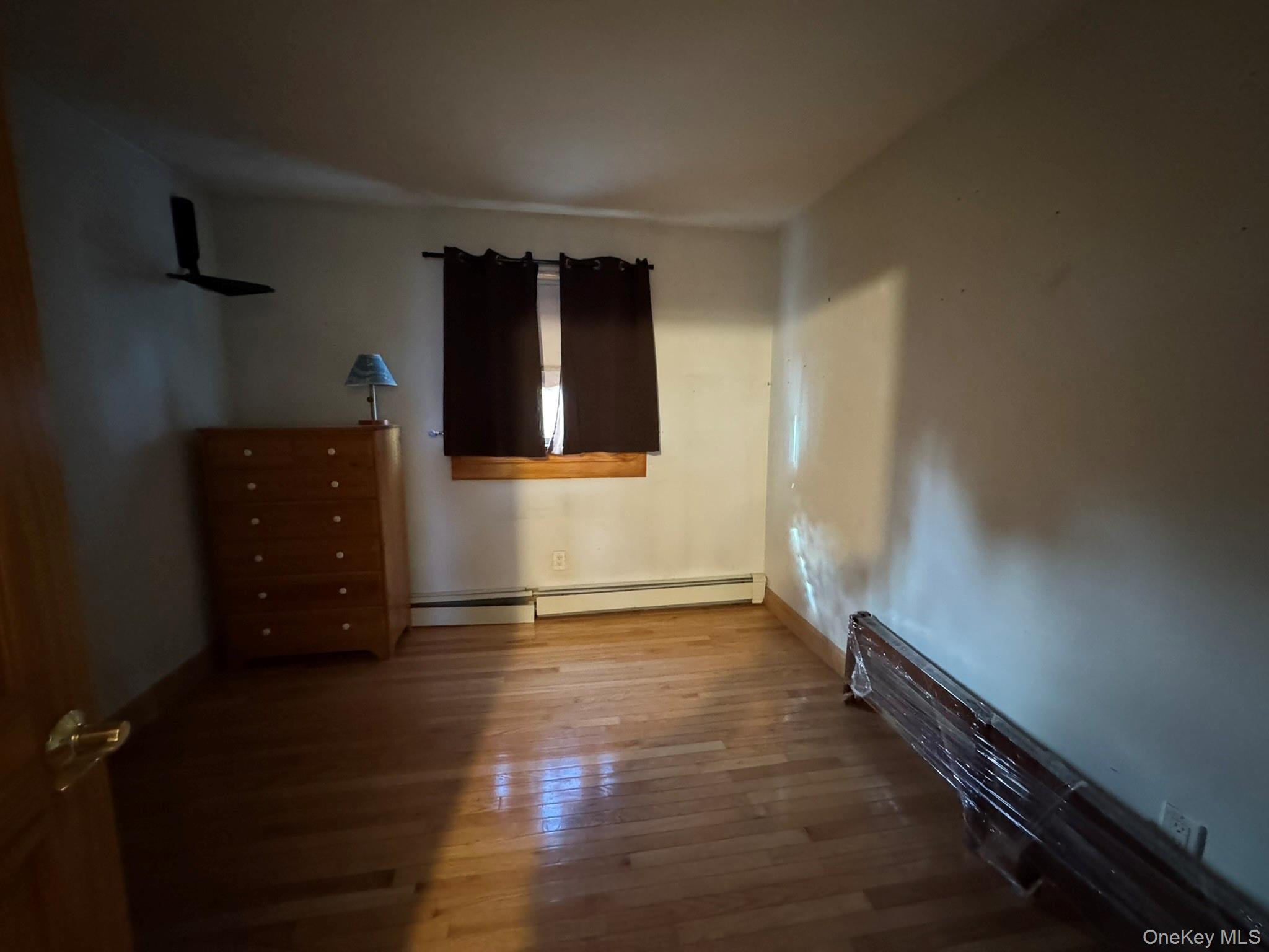 Single Family Broadway  Suffolk County, NY 11967, MLS-940363-17