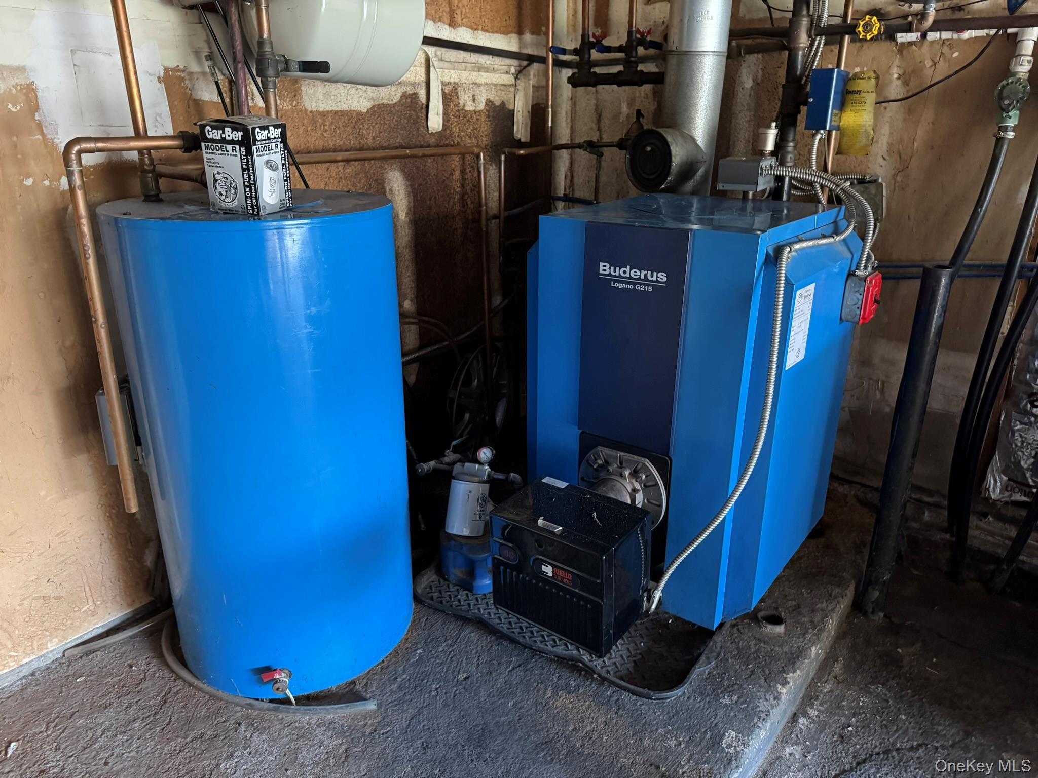 Single Family Broadway  Suffolk County, NY 11967, MLS-940363-5