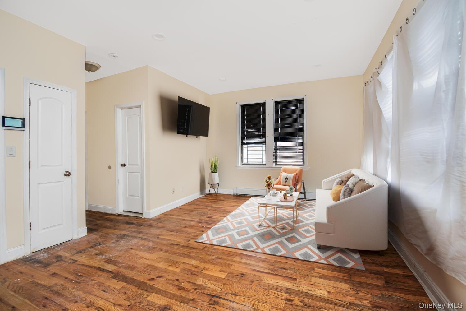 Single Family 226th  Bronx, NY 10466, MLS-940364-9