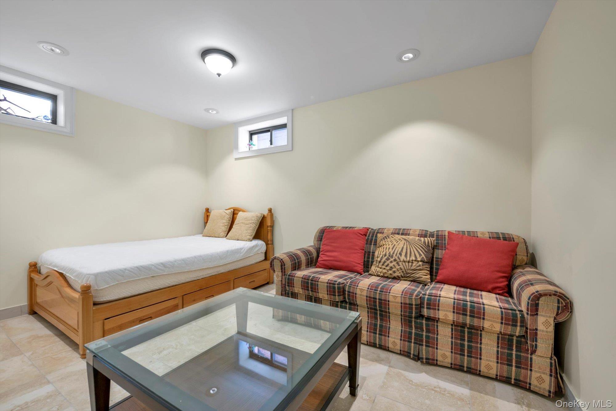 Single Family 229th  Queens, NY 11364, MLS-940378-26