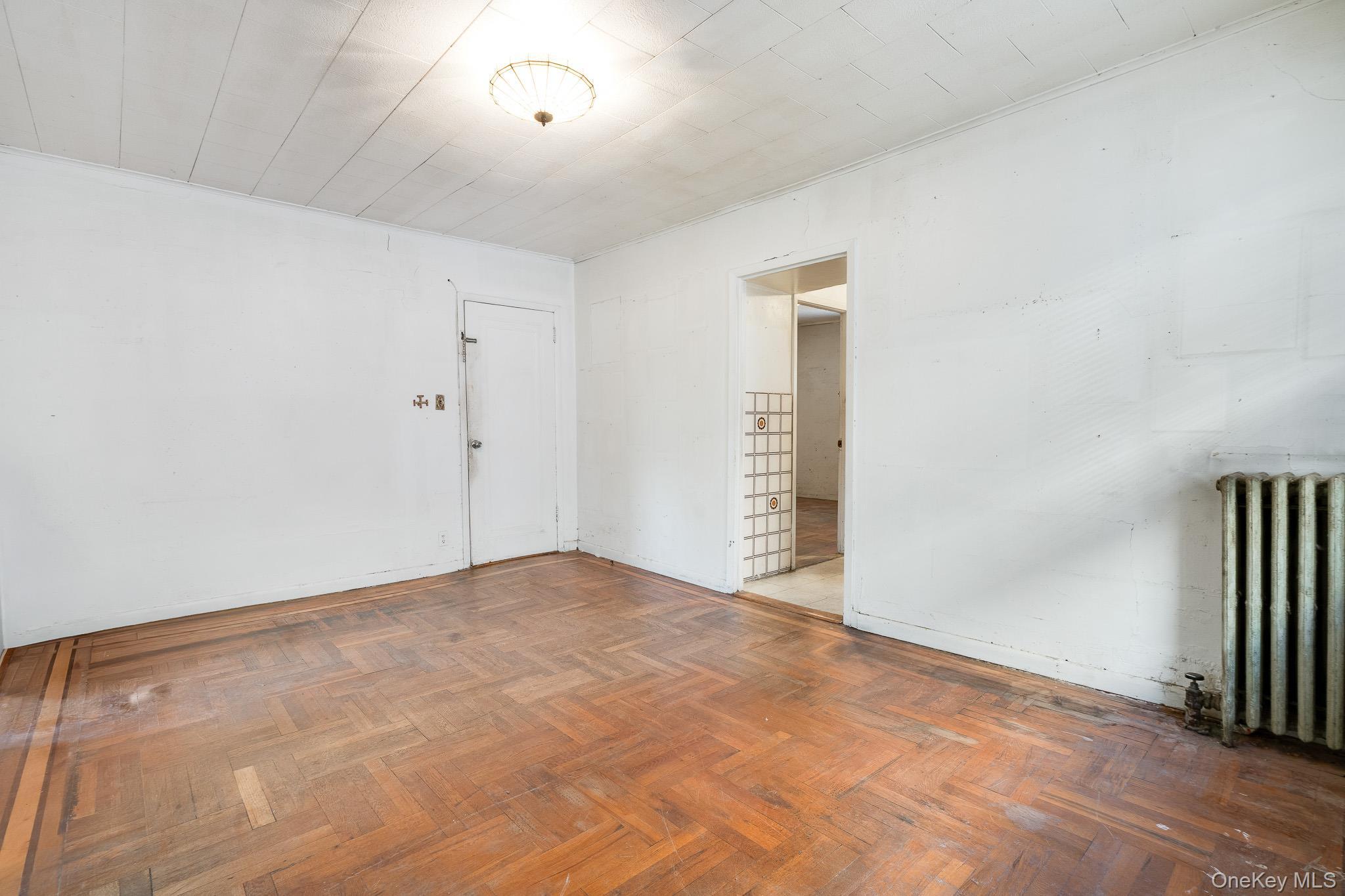 Single Family Buck  Bronx, NY 10461, MLS-940379-21