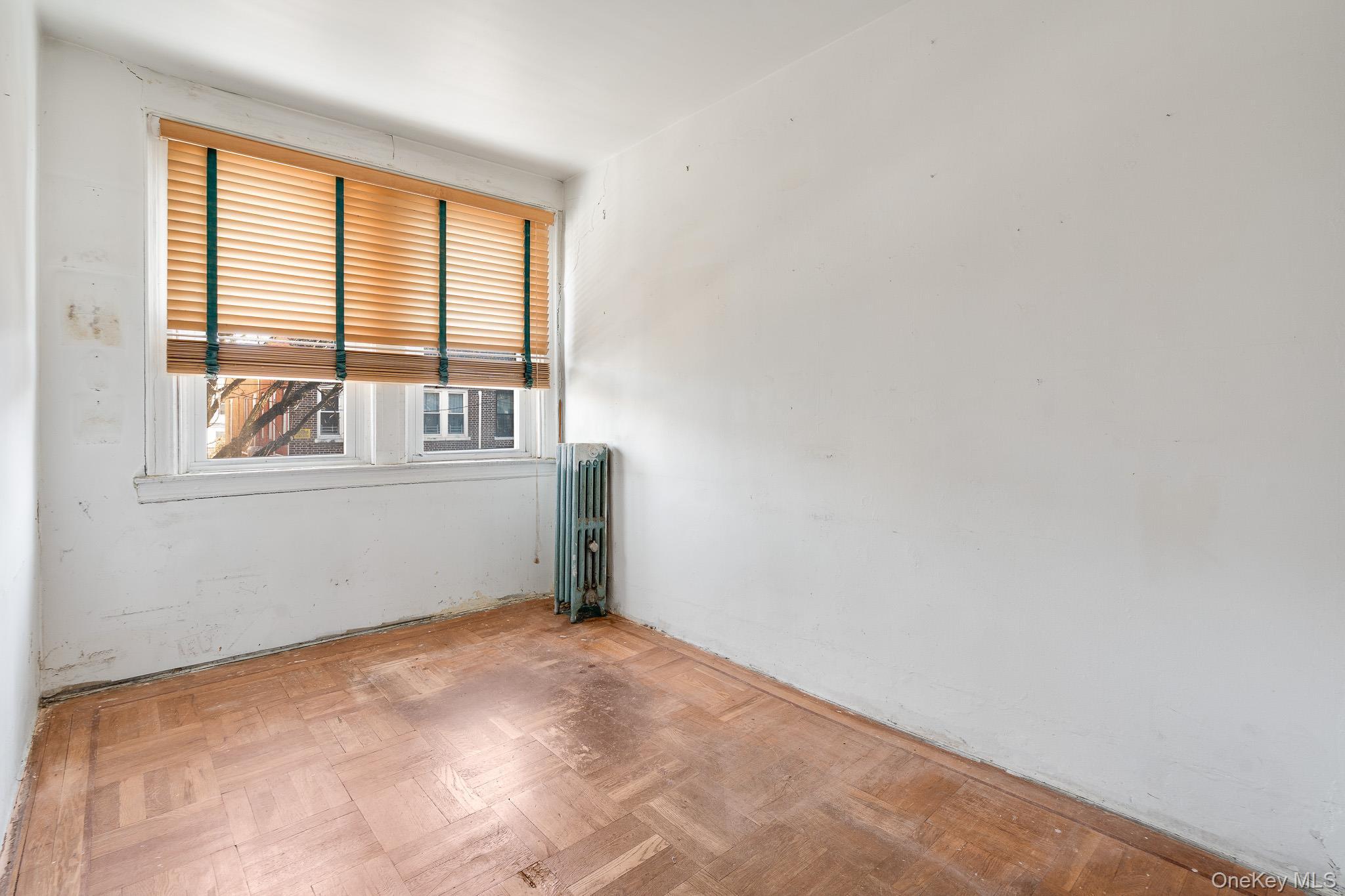 Single Family Buck  Bronx, NY 10461, MLS-940379-22