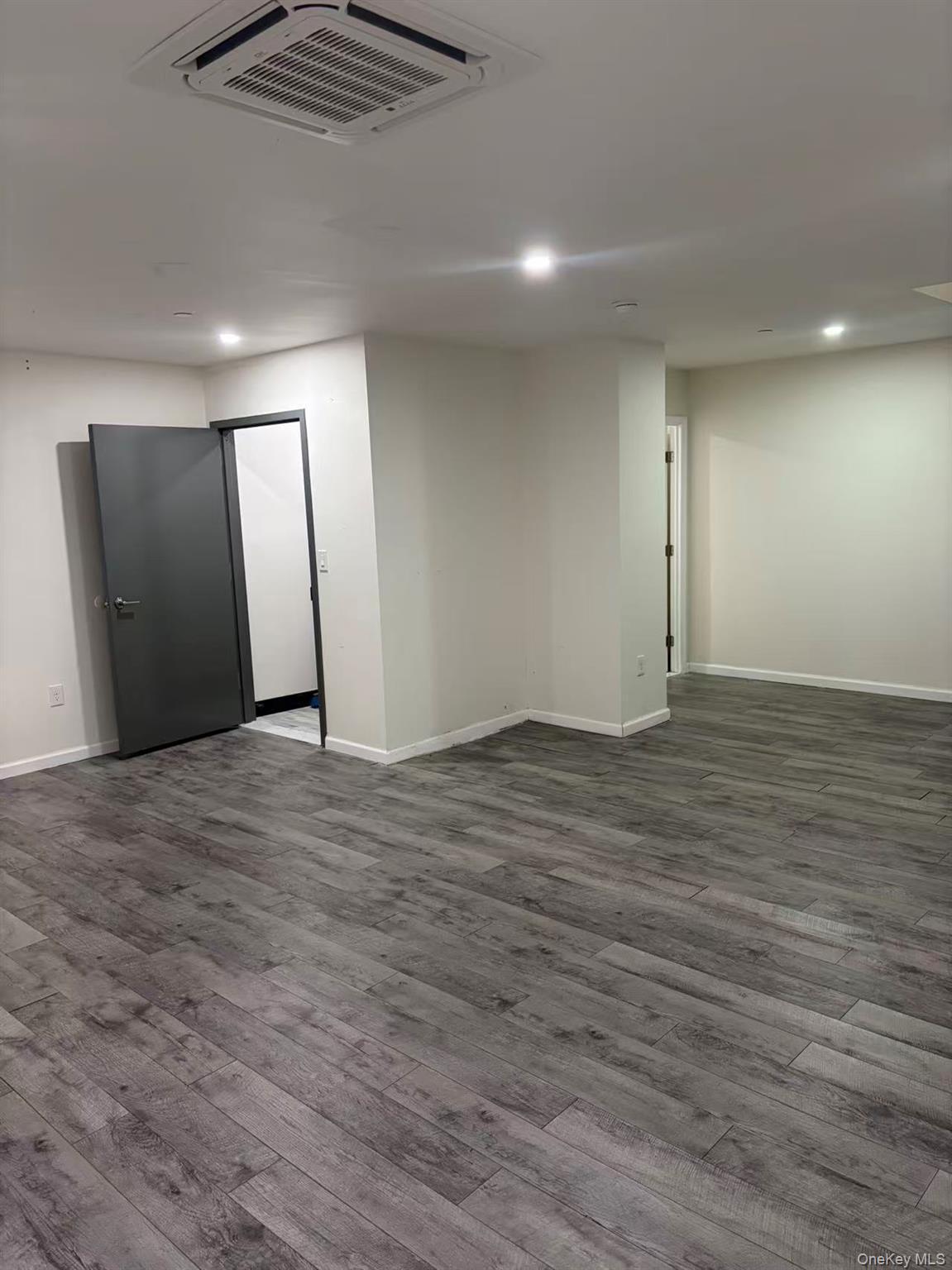 Condo 40th  Brooklyn, NY 11232, MLS-940394-17