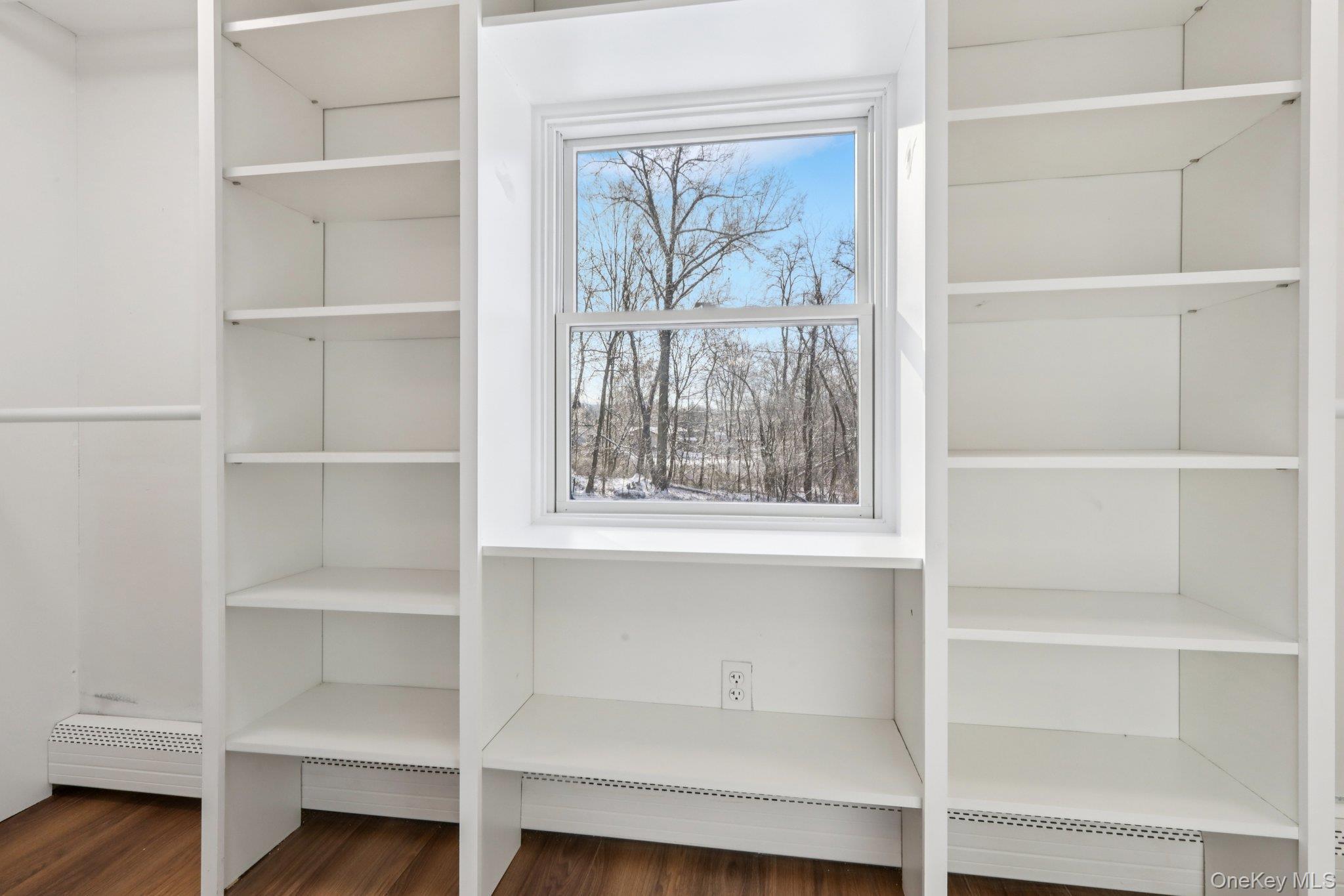 Single Family Smithtown  Dutchess County, NY 12524, MLS-940401-33