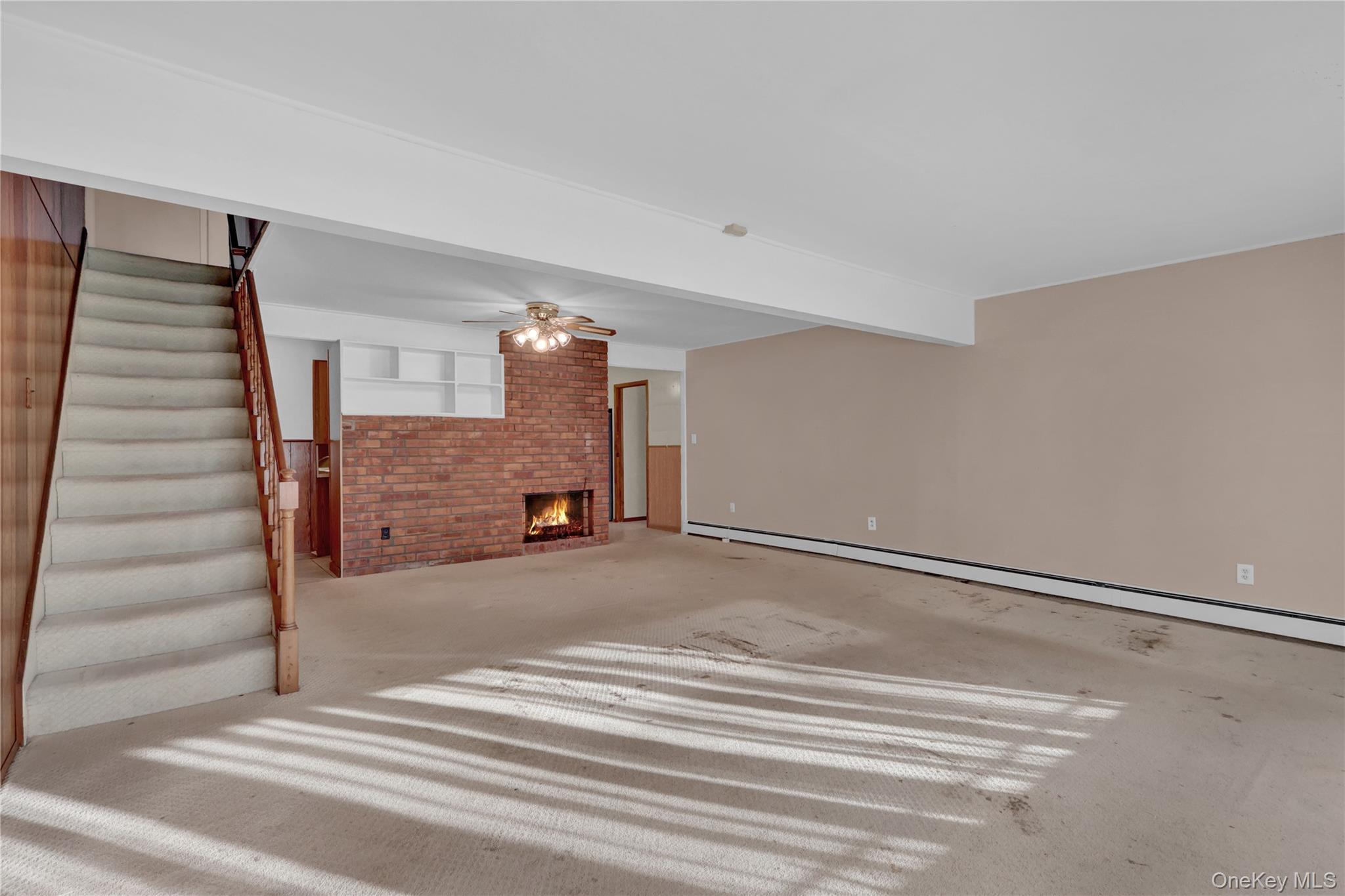 Single Family Welcome Nassau County, NY 11793, MLS-940403-14