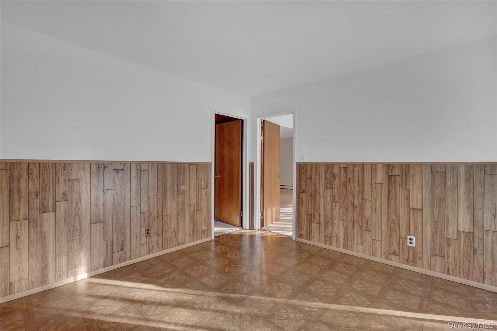 Single Family Welcome Nassau County, NY 11793, MLS-940403-16