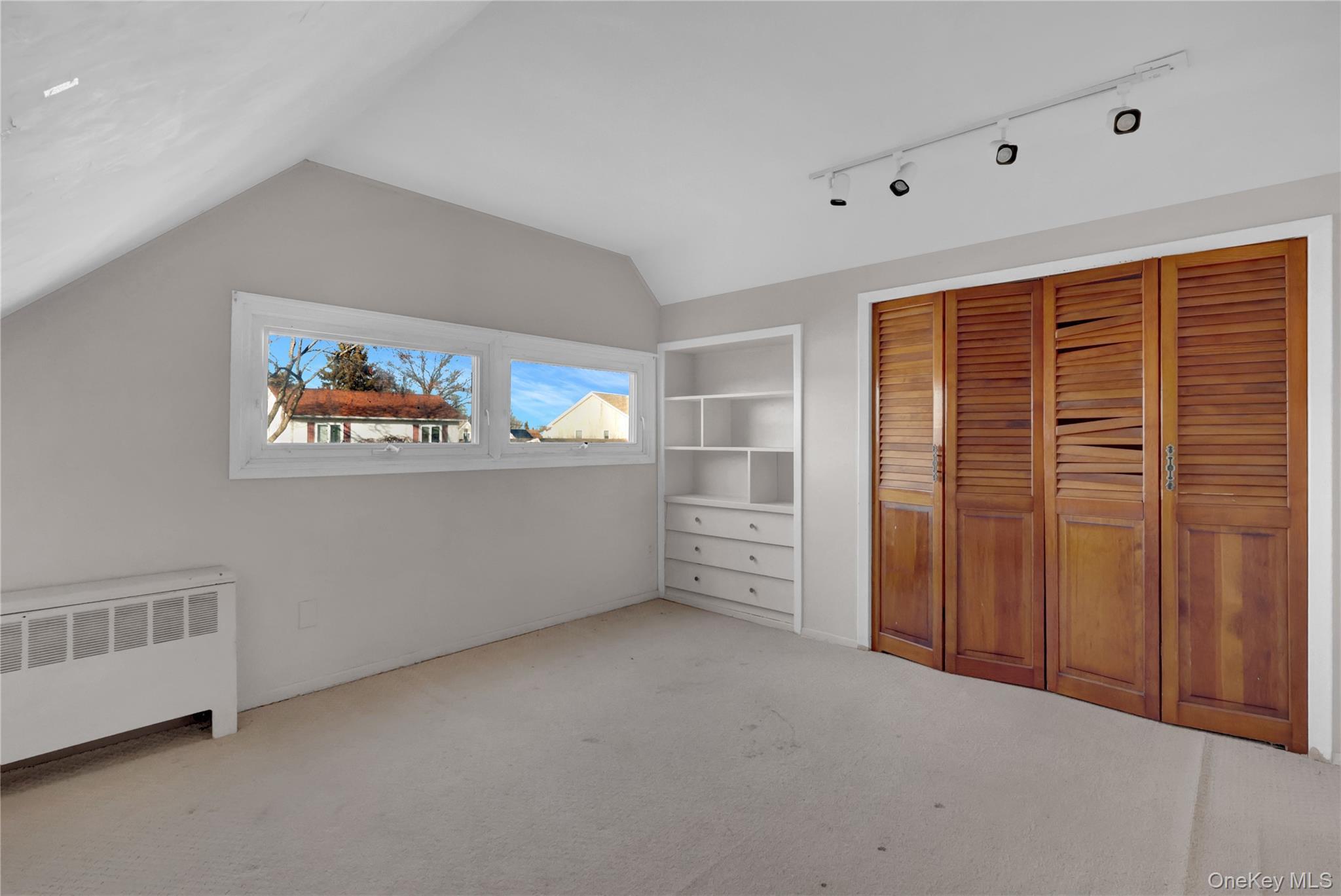 Single Family Welcome Nassau County, NY 11793, MLS-940403-22