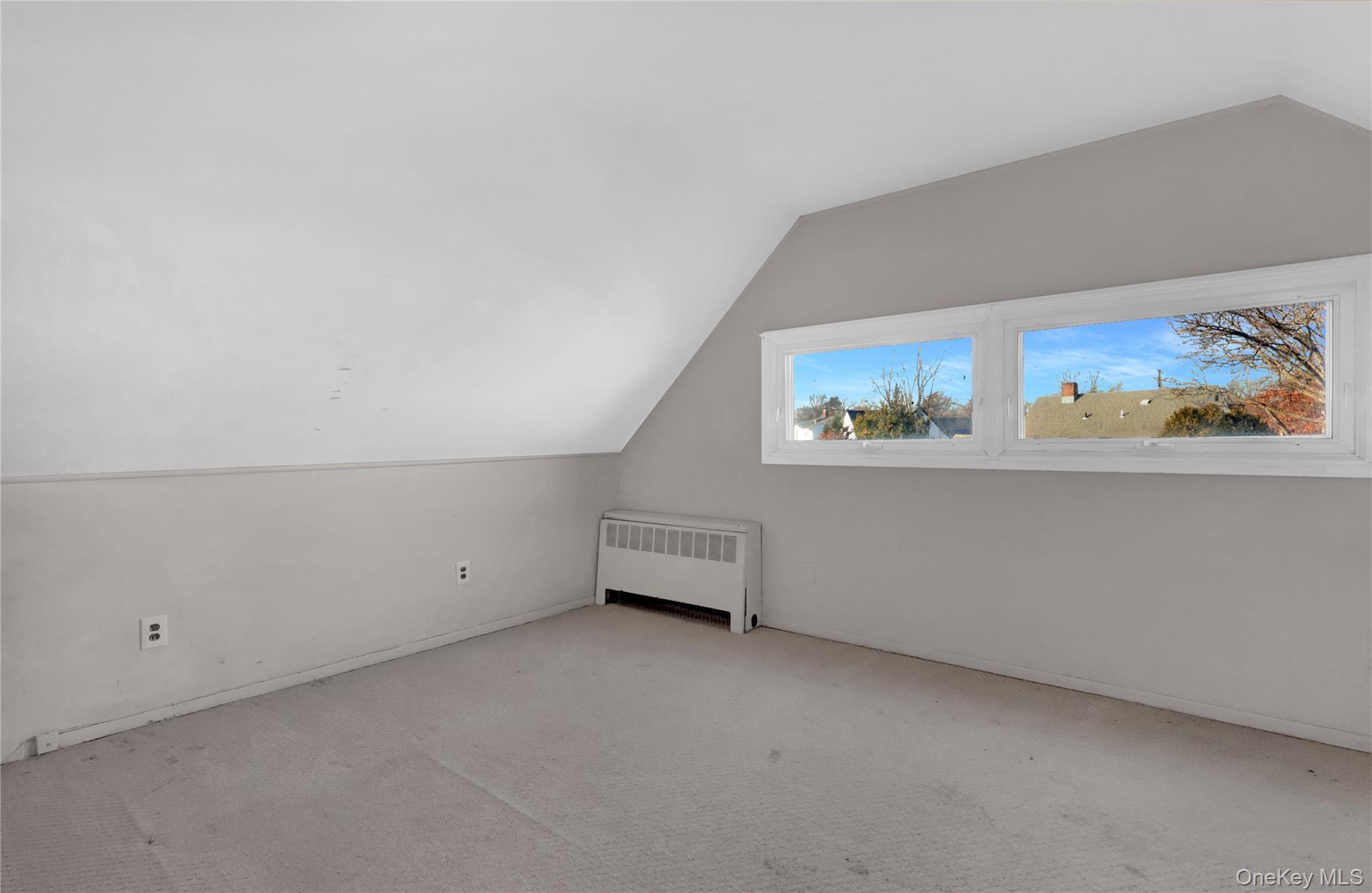 Single Family Welcome Nassau County, NY 11793, MLS-940403-24