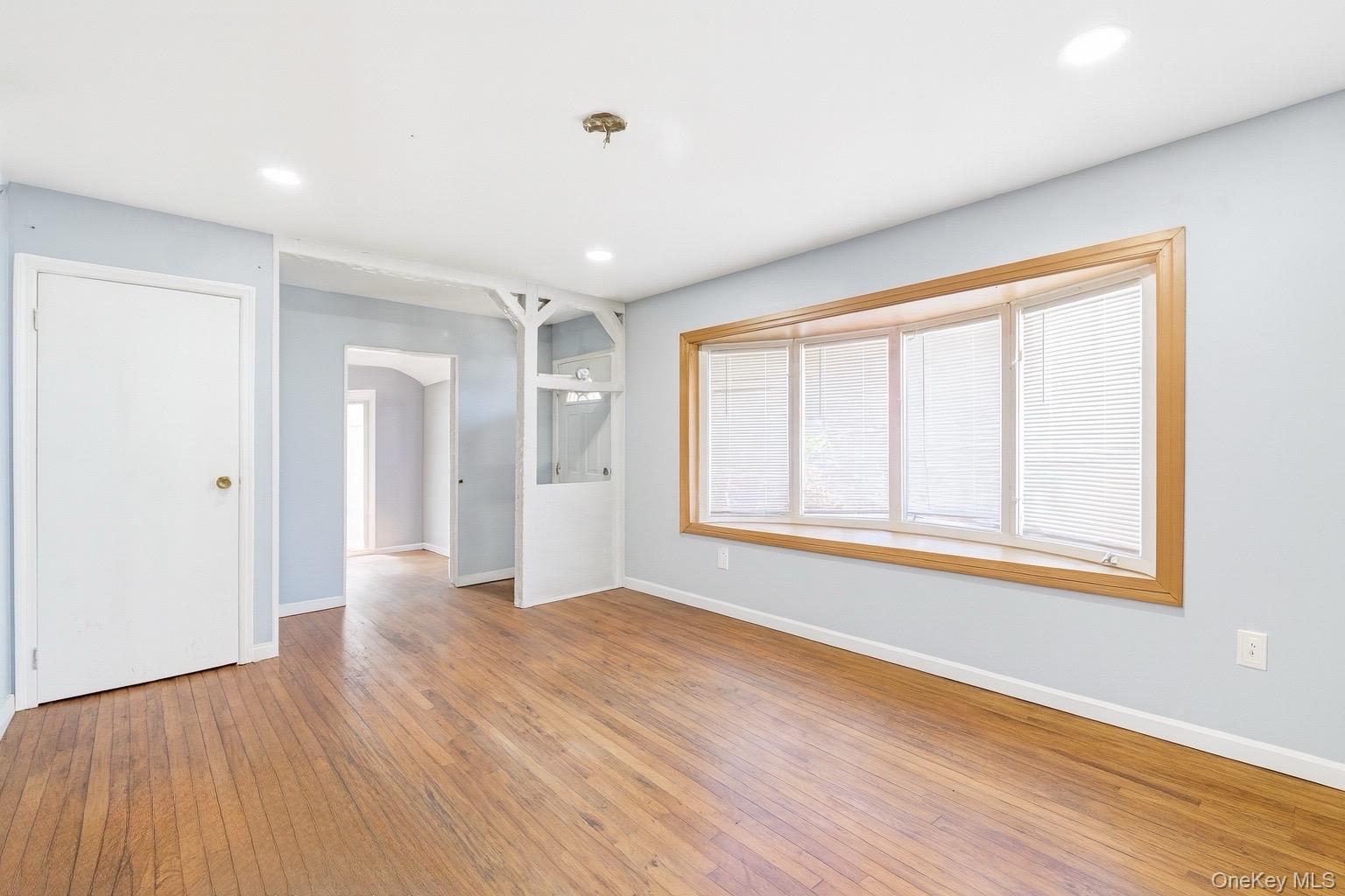 Single Family Timberline  Suffolk County, NY 11717, MLS-940410-16