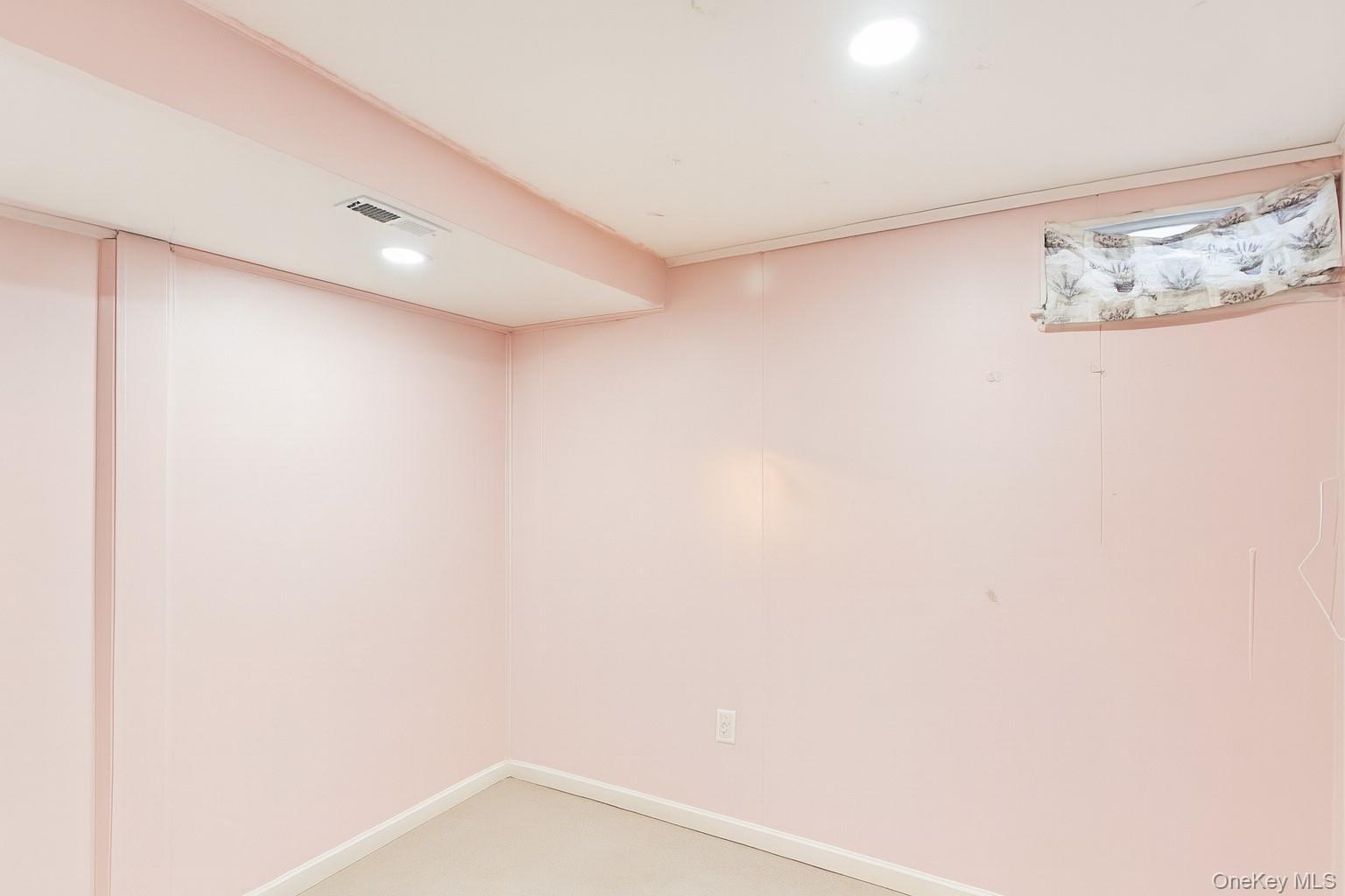 Single Family Timberline  Suffolk County, NY 11717, MLS-940410-5