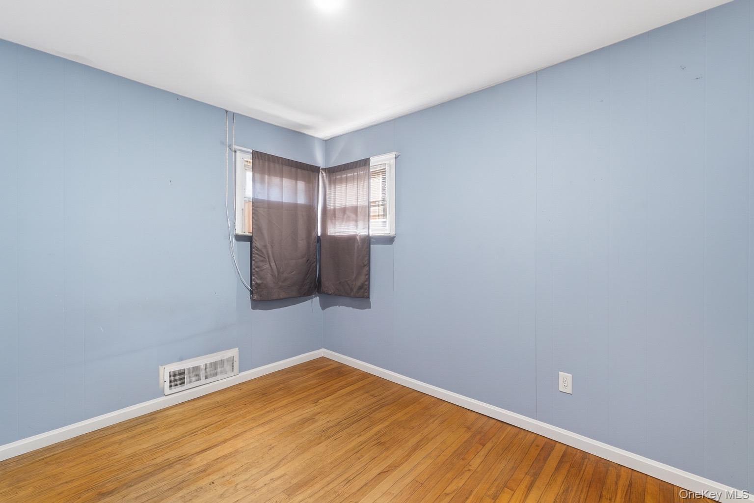 Single Family Timberline  Suffolk County, NY 11717, MLS-940410-8