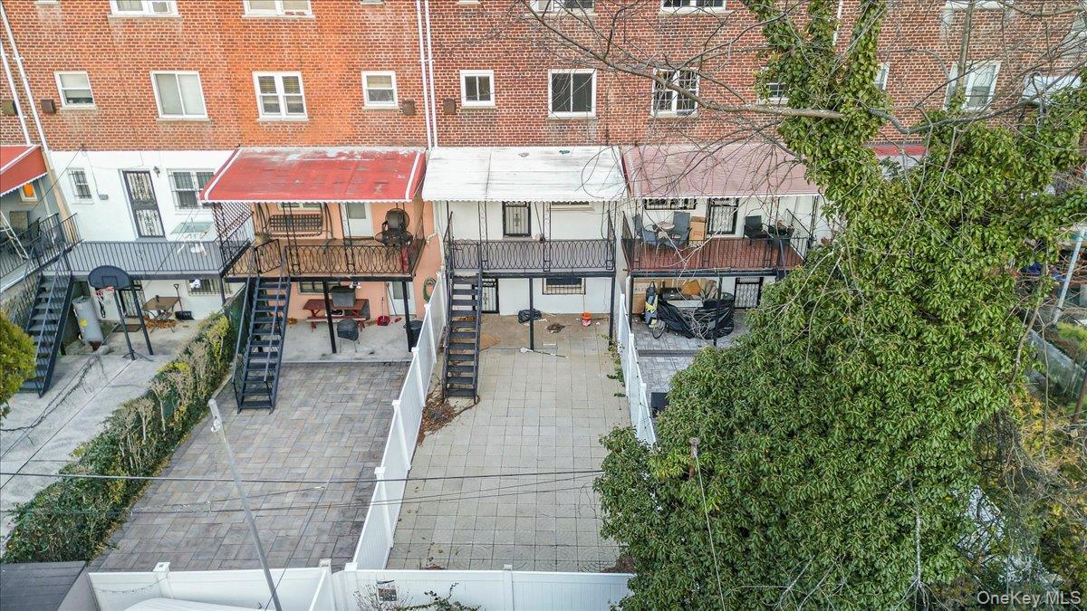 Single Family Murdock  Bronx, NY 10466, MLS-940416-20