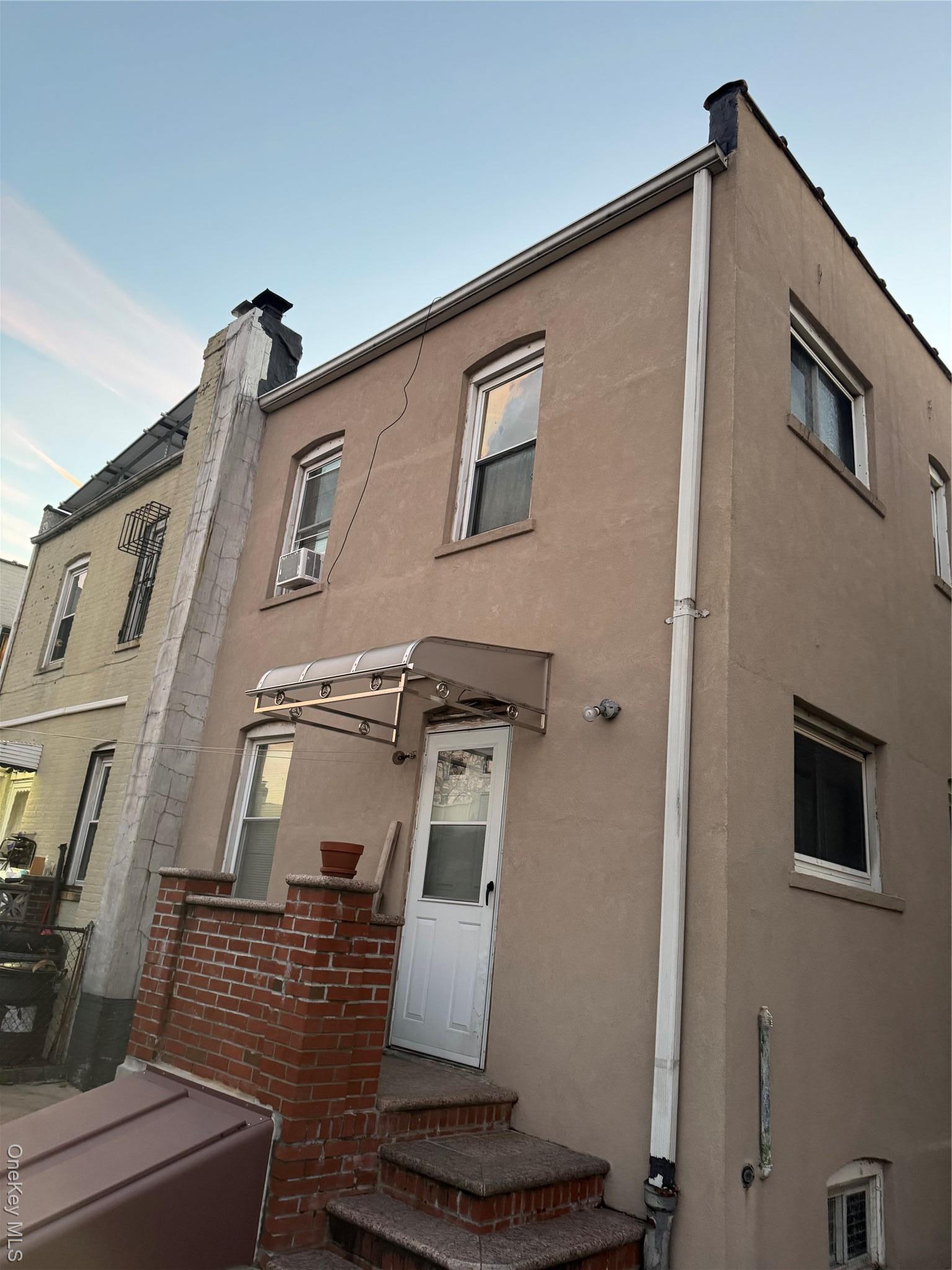 Single Family 97 Queens, NY 11369, MLS-940426-10