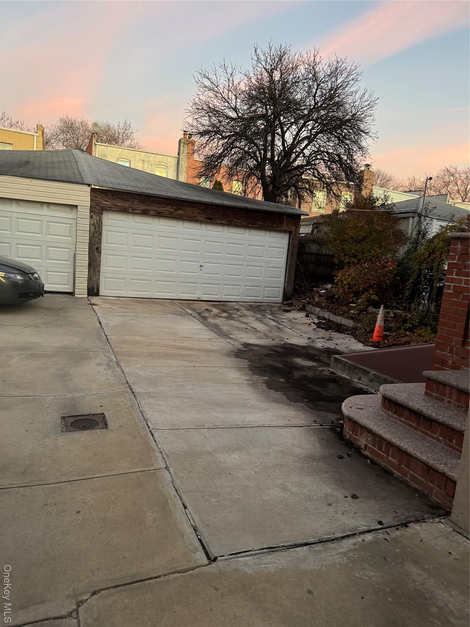 Single Family 97 Queens, NY 11369, MLS-940426-9