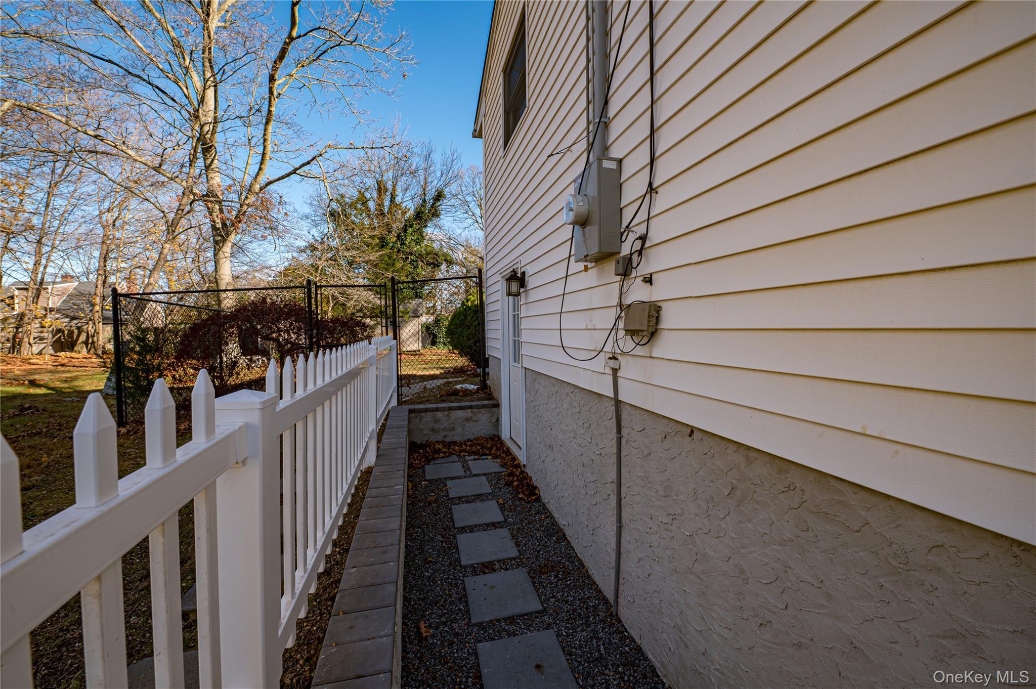 Single Family Fiore Suffolk County, NY 11780, MLS-940433-29