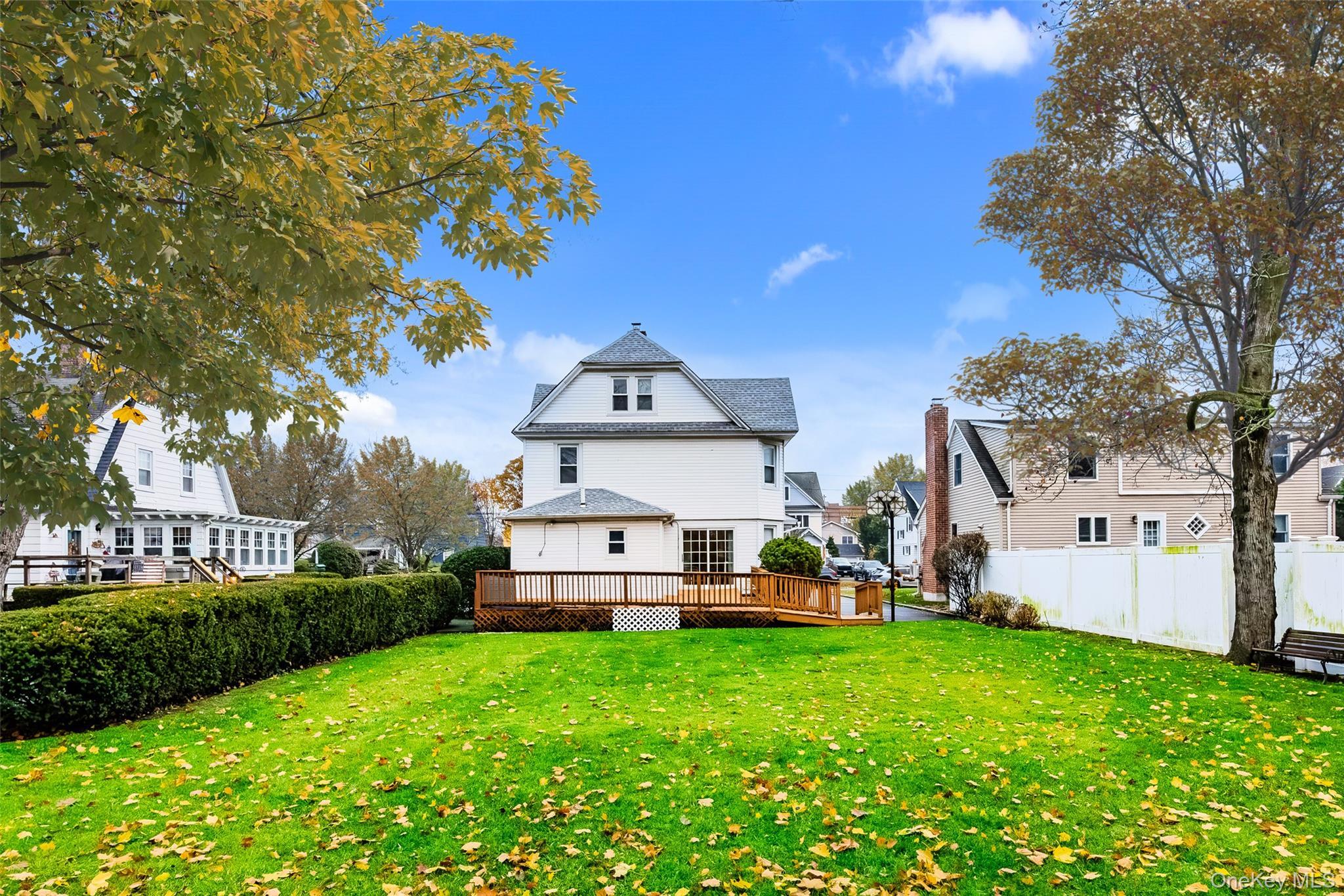 Single Family Saint Marks  Nassau County, NY 11710, MLS-940437-5