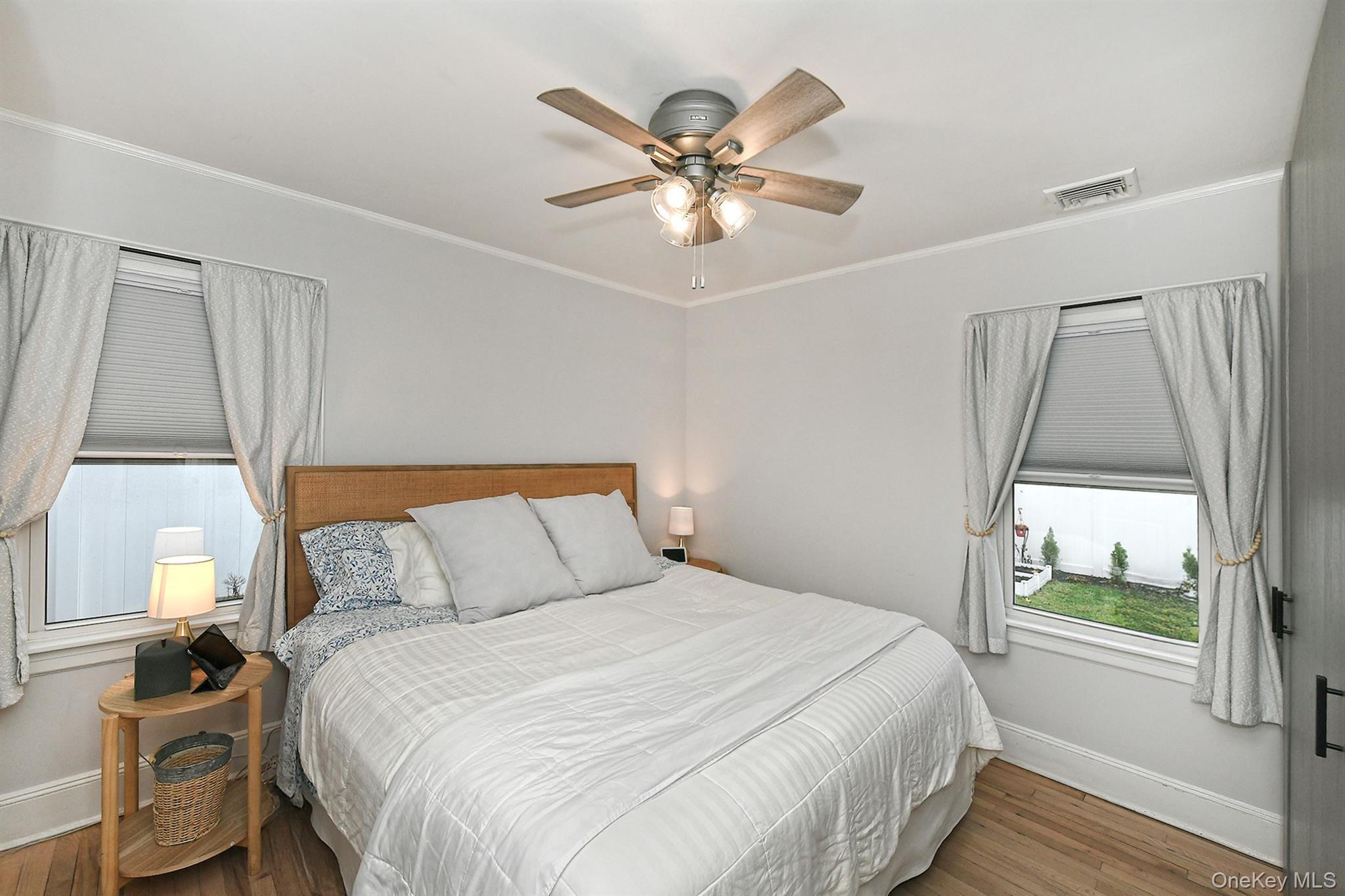 Single Family Beach Nassau County, NY 11566, MLS-940464-21