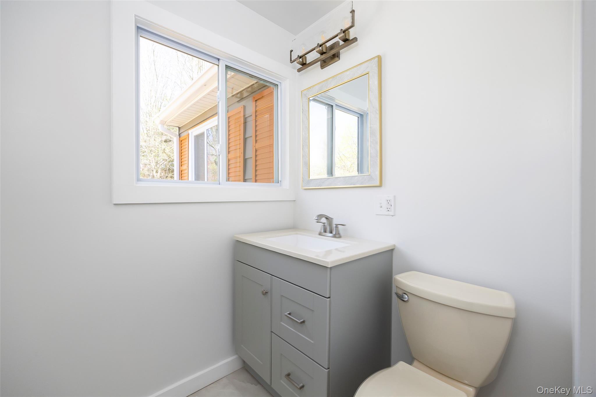 Single Family Old Hopewell  Dutchess County, NY 12533, MLS-940466-10