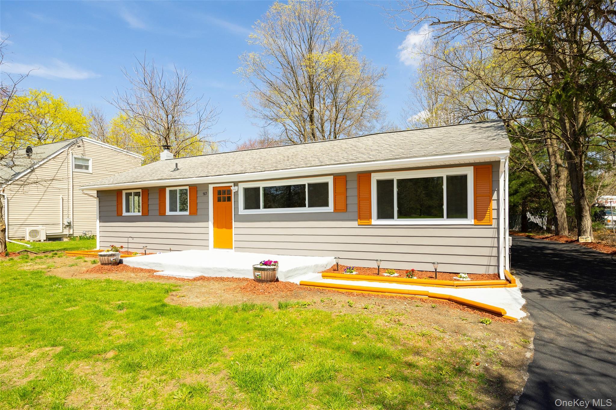 Single Family Old Hopewell  Dutchess County, NY 12533, MLS-940466-16