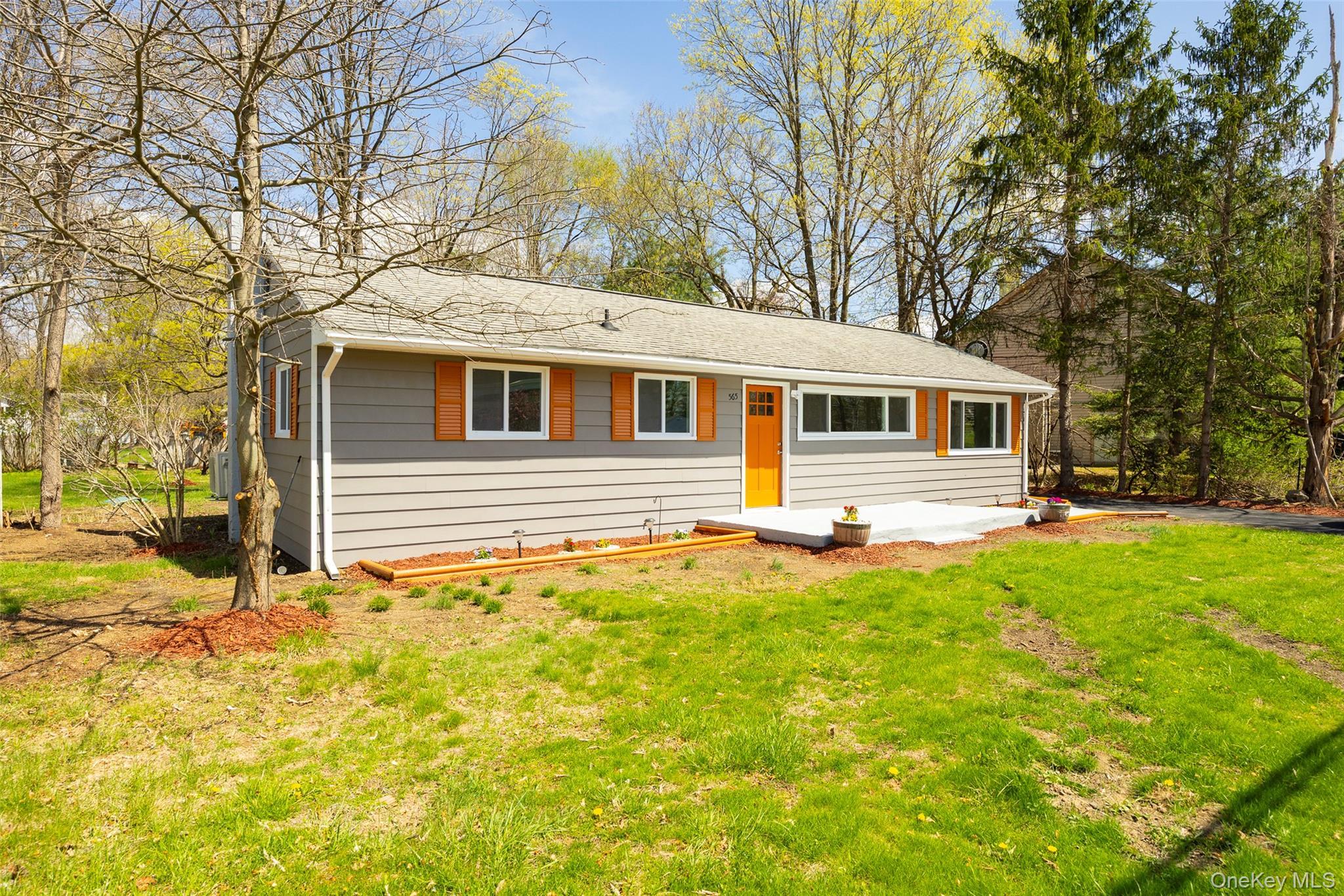 Single Family Old Hopewell  Dutchess County, NY 12533, MLS-940466-17