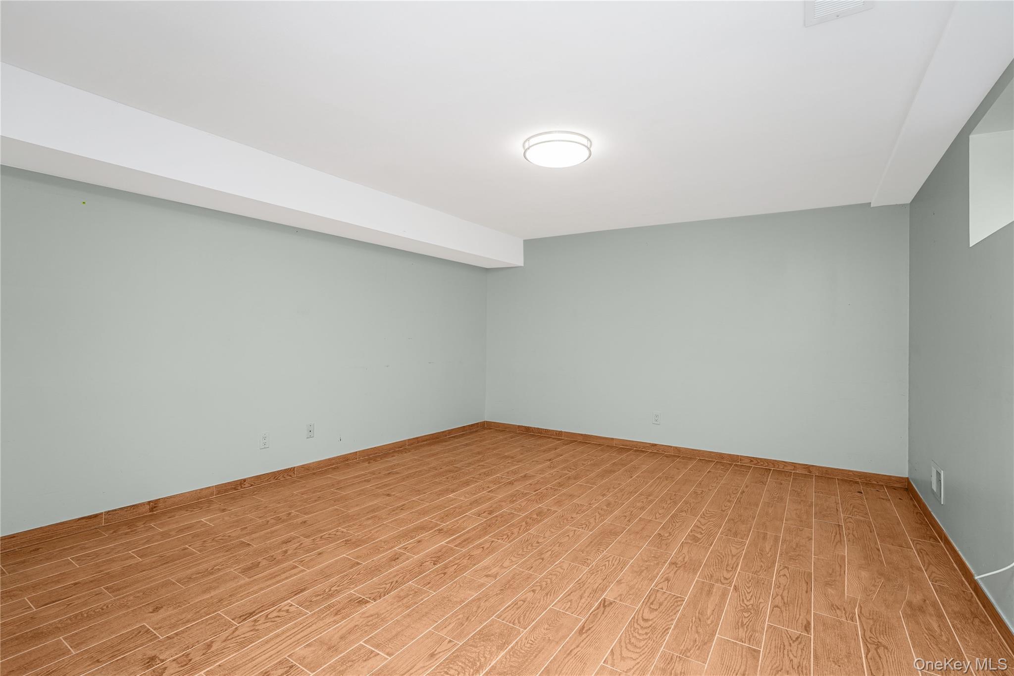 Single Family Elmbank Staten Island, NY 10312, MLS-940487-27