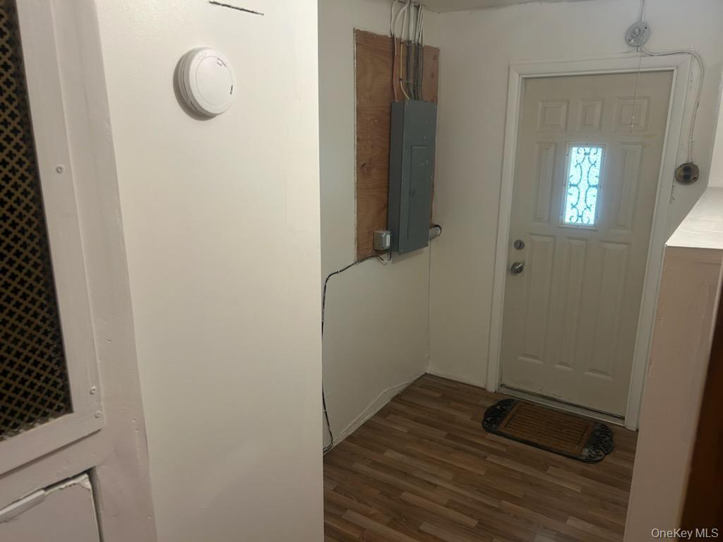 Single Family Van Wyck  Dutchess County, NY 12601, MLS-940493-10