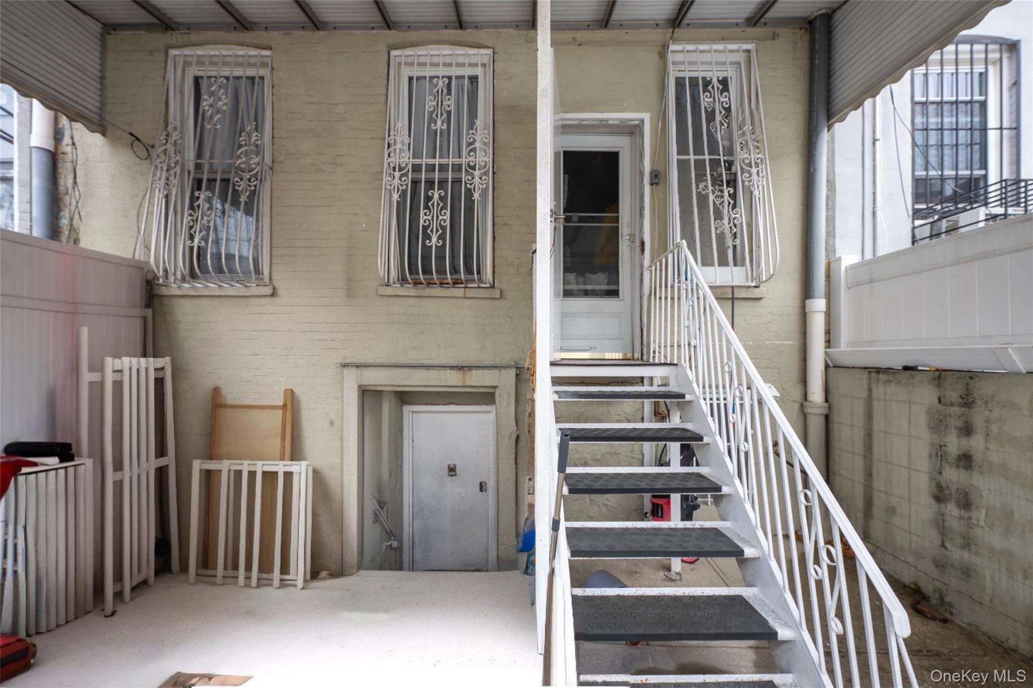 Single Family Weirfield  Brooklyn, NY 11237, MLS-940497-26