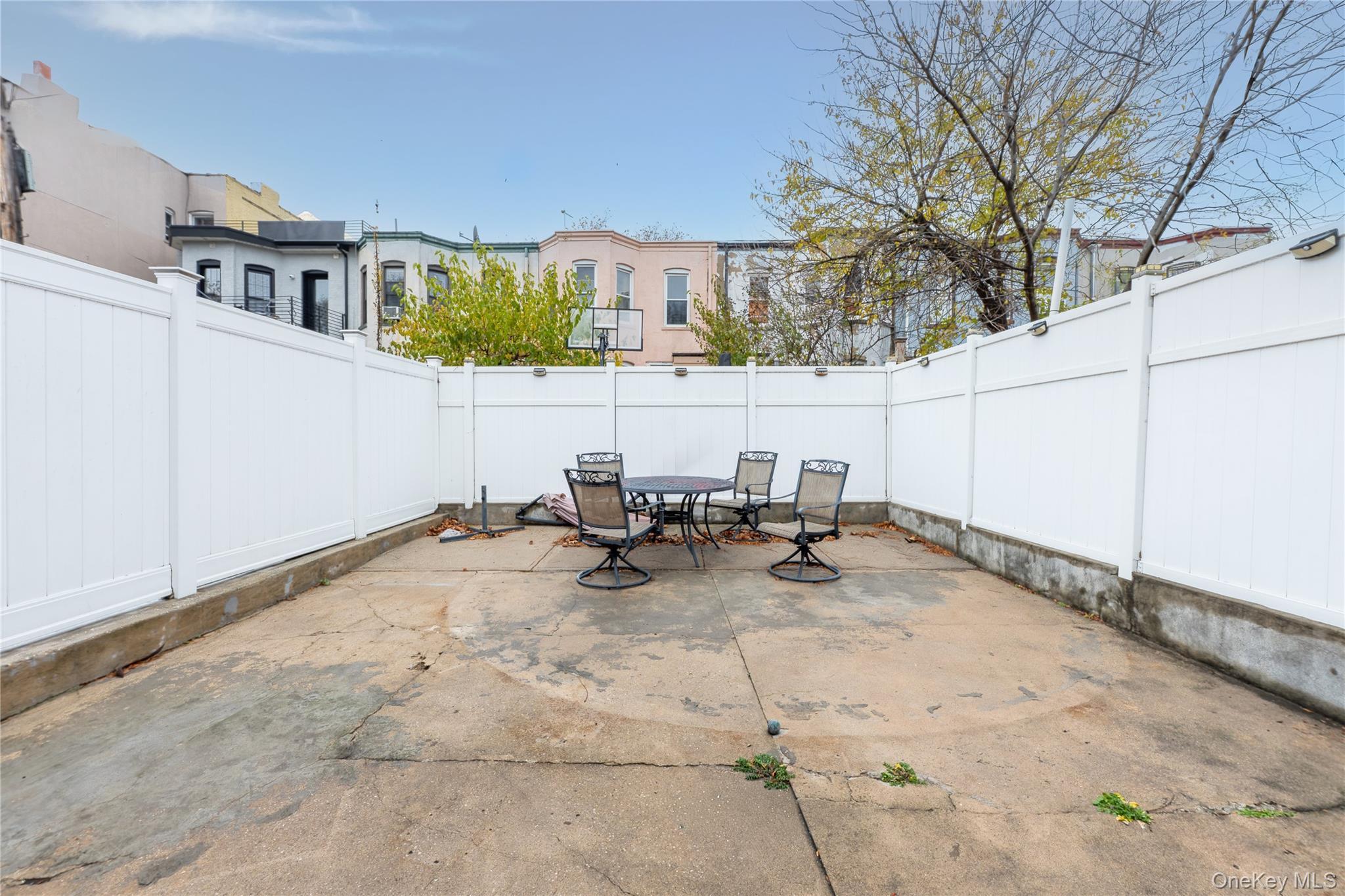 Single Family Weirfield  Brooklyn, NY 11237, MLS-940497-28