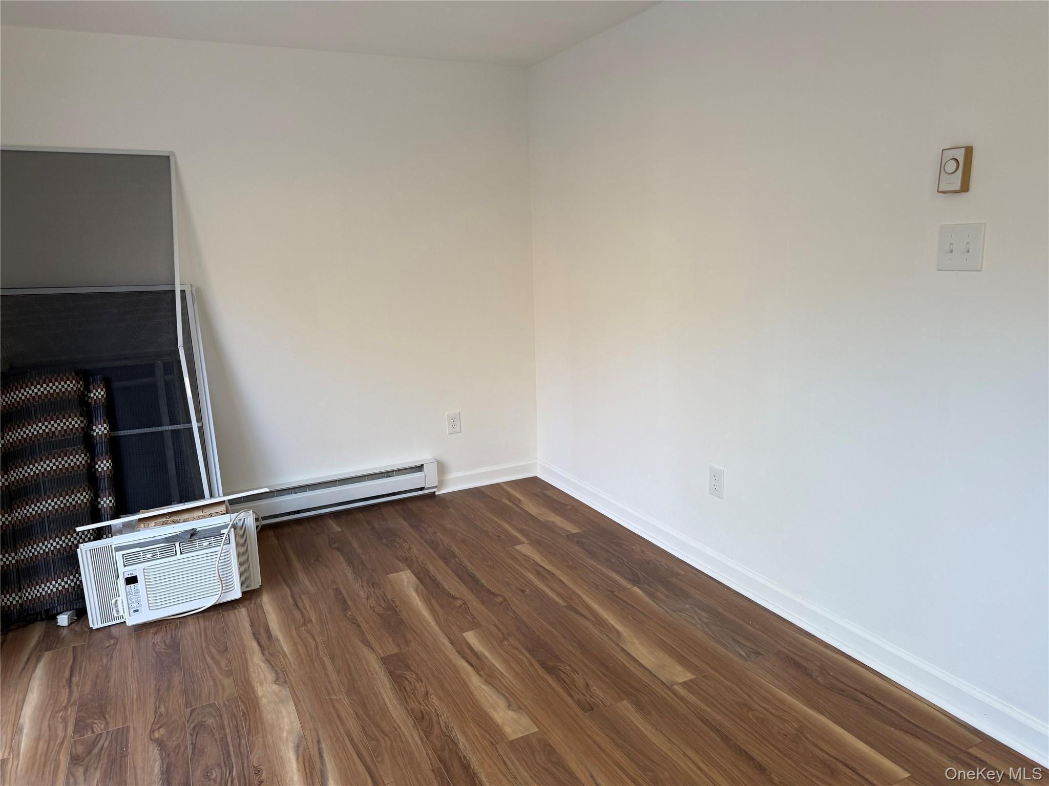 Single Family Gerald  Dutchess County, NY 12601, MLS-940508-8