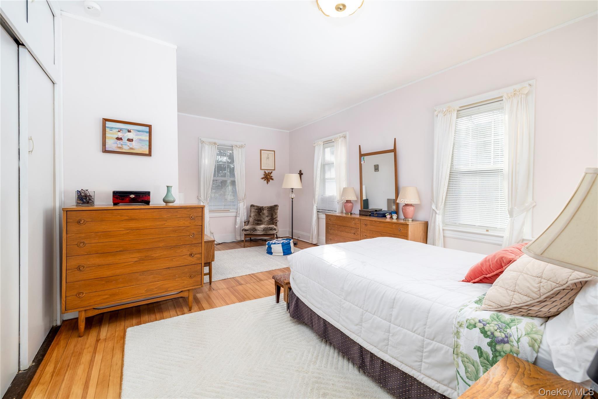 Single Family Sherman  Nassau County, NY 11563, MLS-940531-12