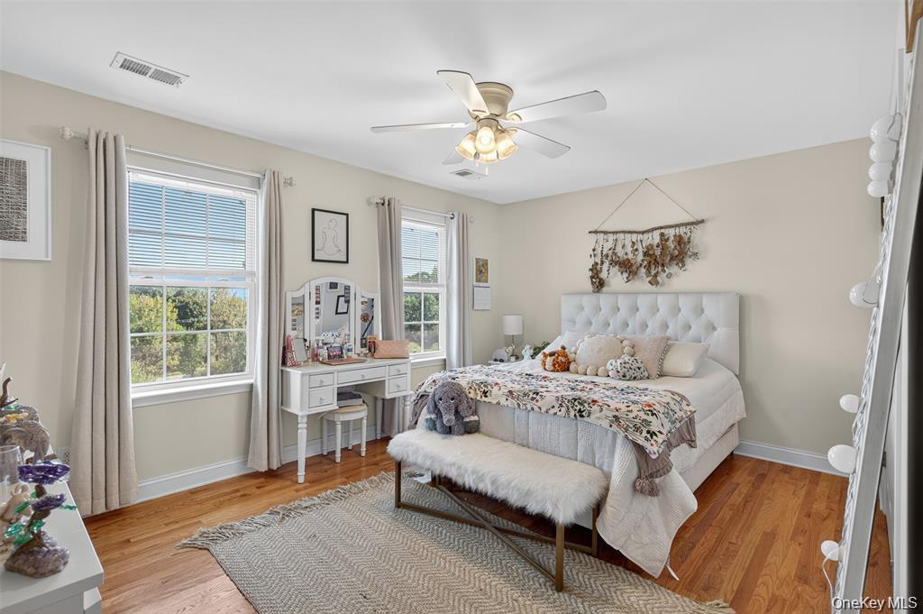 Single Family Harcourt Cosman Orange County, NY 12550, MLS-940536-22