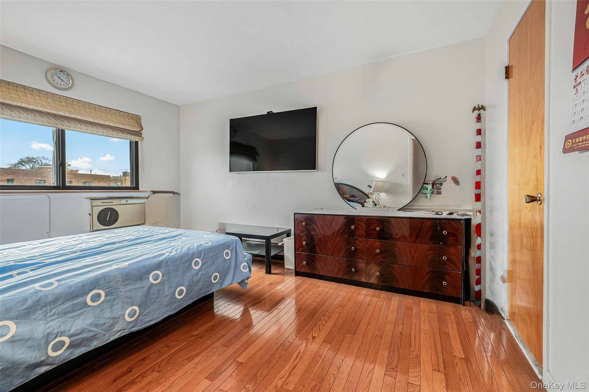 Condo Calamus  Queens, NY 11373, MLS-940539-16