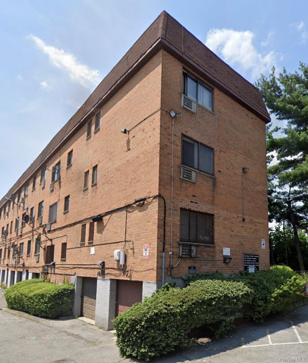 Condo Calamus  Queens, NY 11373, MLS-940539-22