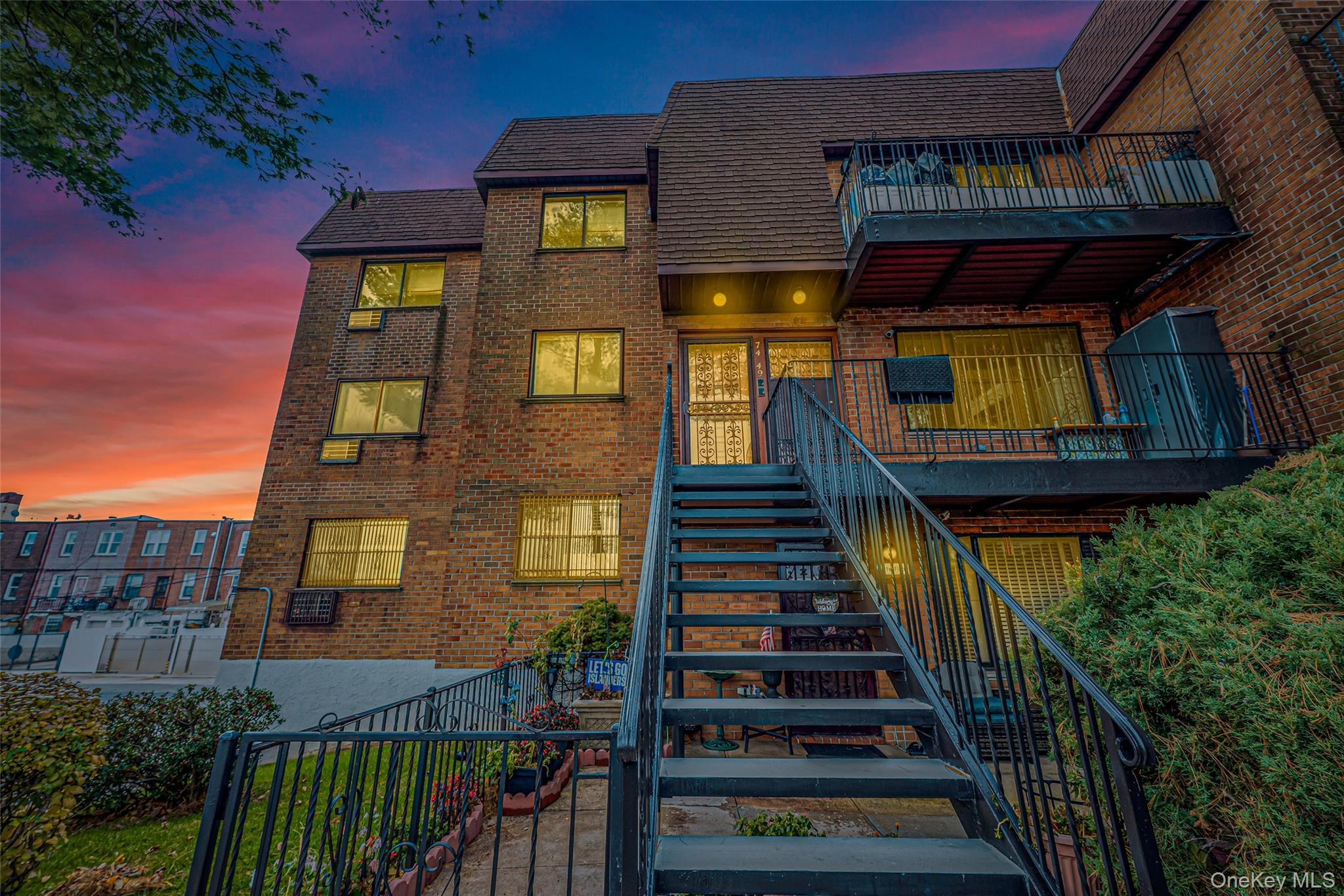 Condo Calamus  Queens, NY 11373, MLS-940539-24