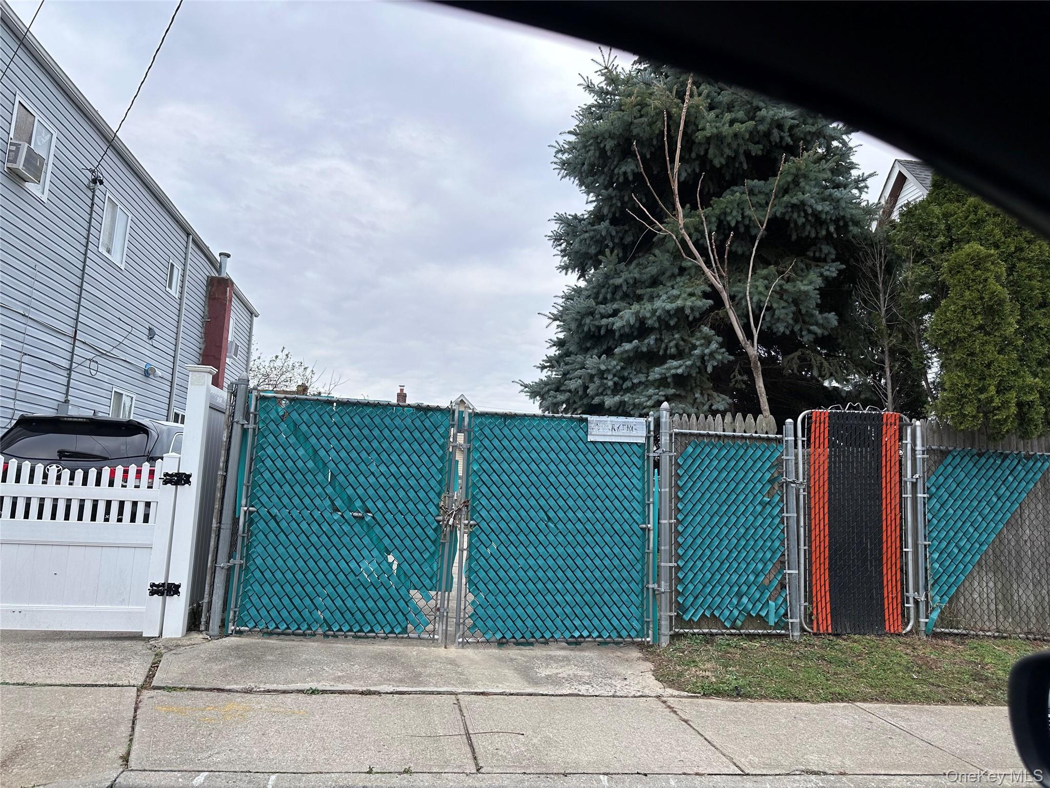 Single Family Citizen Nassau County, NY 11003, MLS-940564-3