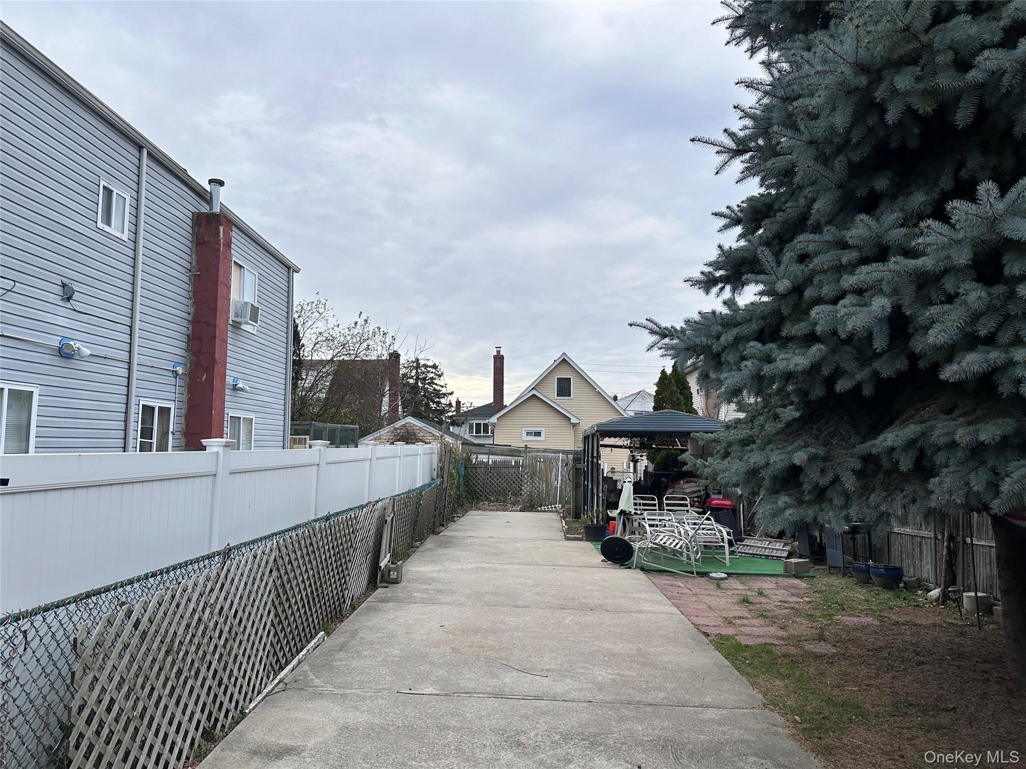 Single Family Citizen  Nassau County, NY 11003, MLS-940564-4