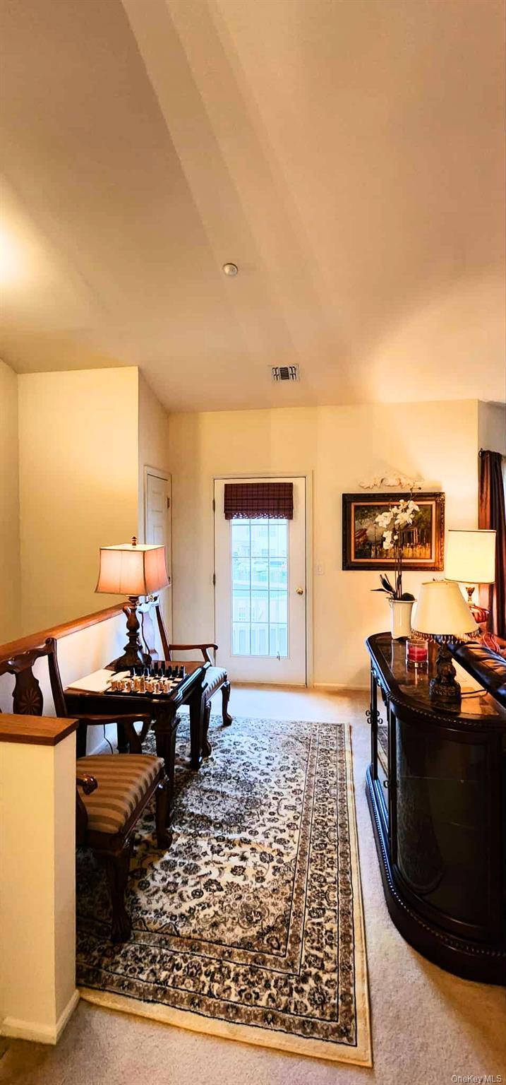 Condo Narragansett Villas  Suffolk County, NY 11757, MLS-940576-10