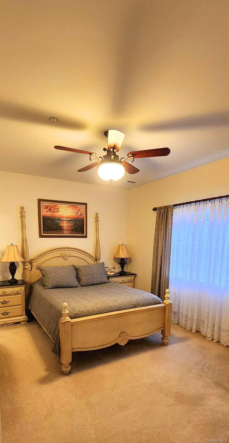 Condo Narragansett Villas  Suffolk County, NY 11757, MLS-940576-12