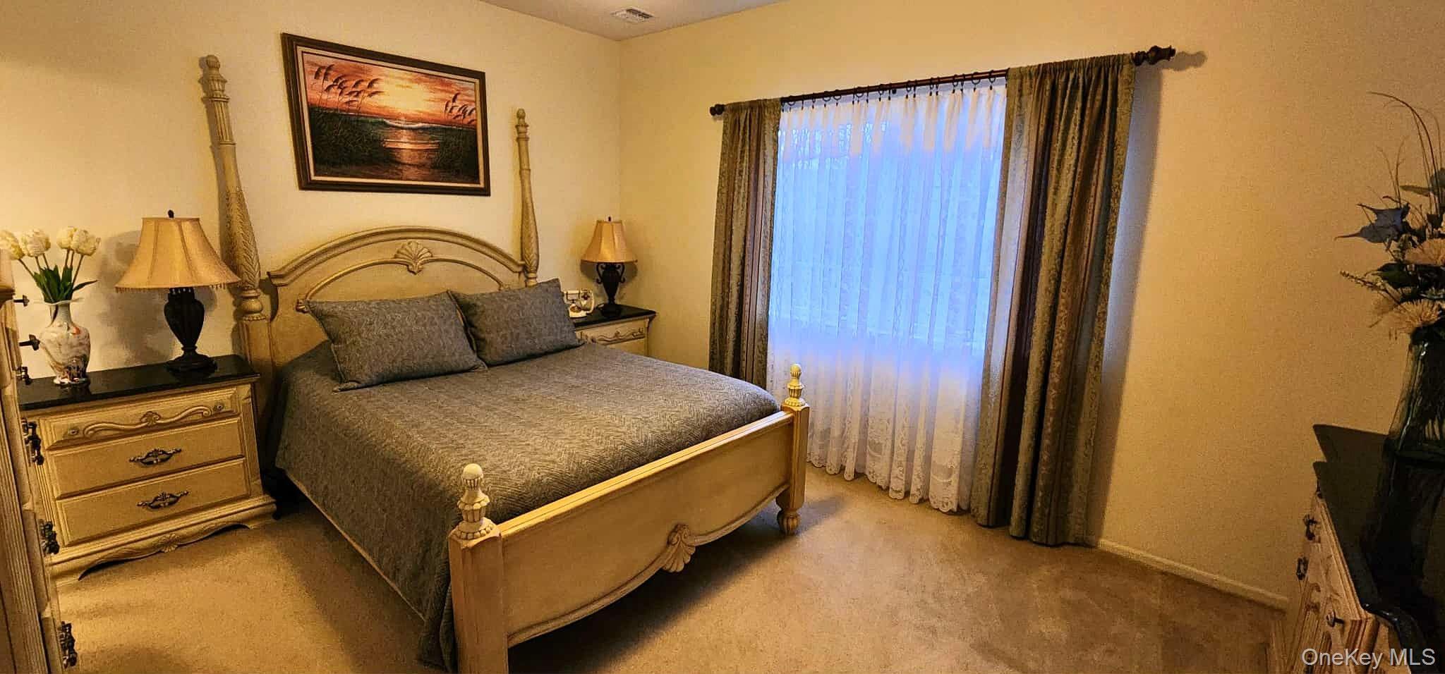 Condo Narragansett Villas  Suffolk County, NY 11757, MLS-940576-13