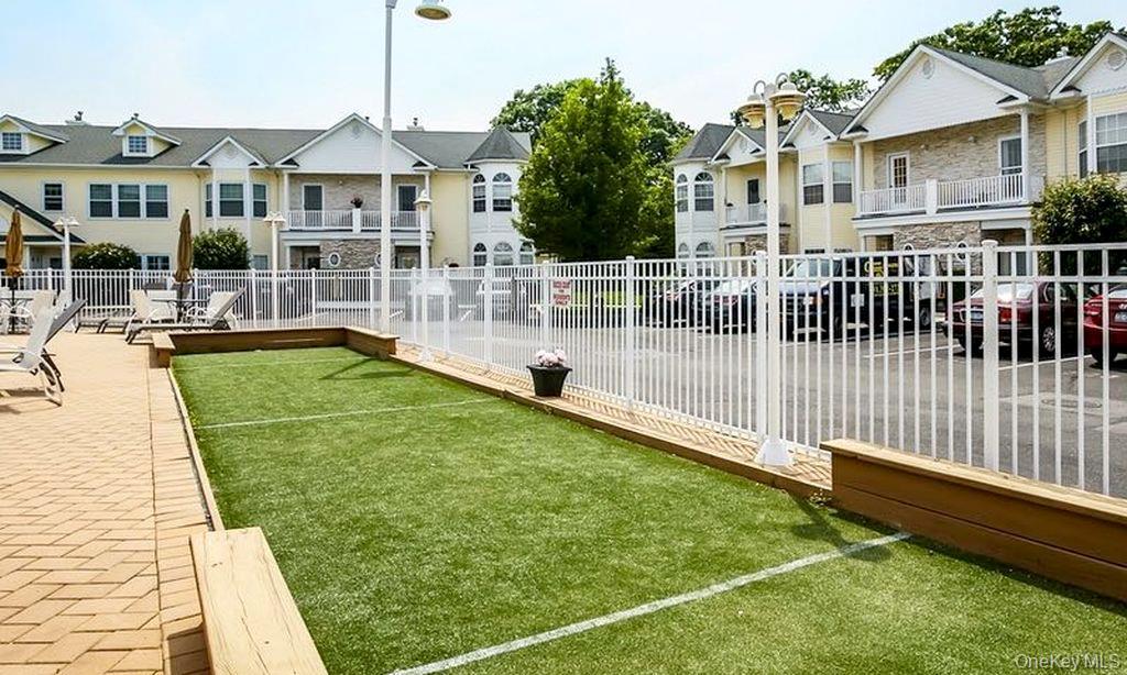 Condo Narragansett Villas  Suffolk County, NY 11757, MLS-940576-26