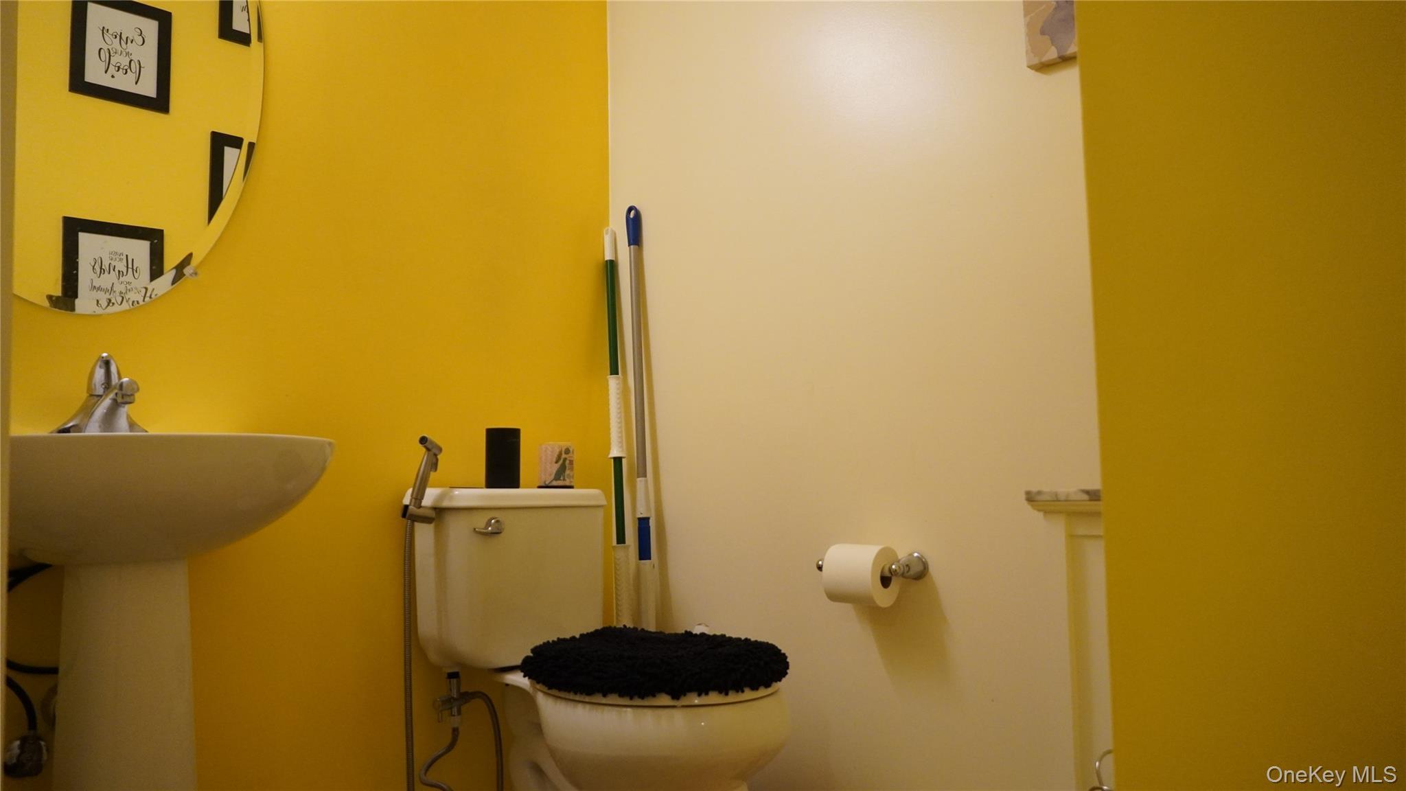 Single Family Hawthorn  Orange County, NY 12553, MLS-940586-12