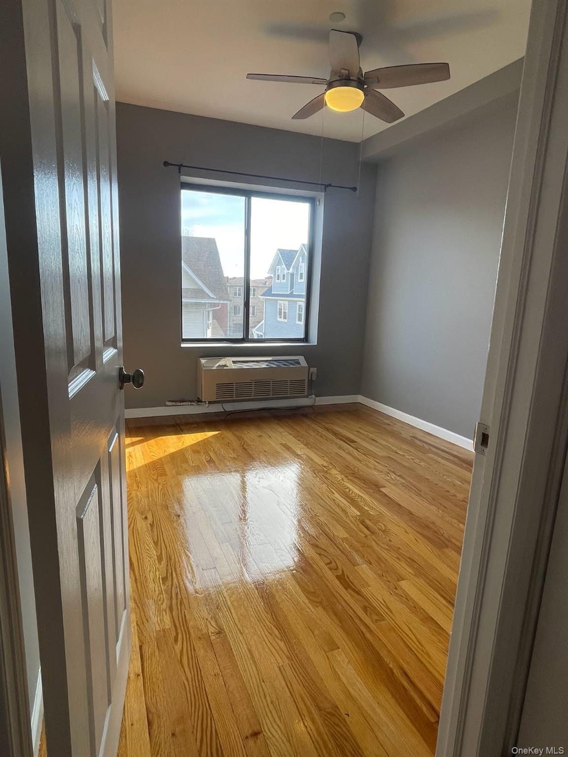 Condo 89th  Queens, NY 11432, MLS-940633-6