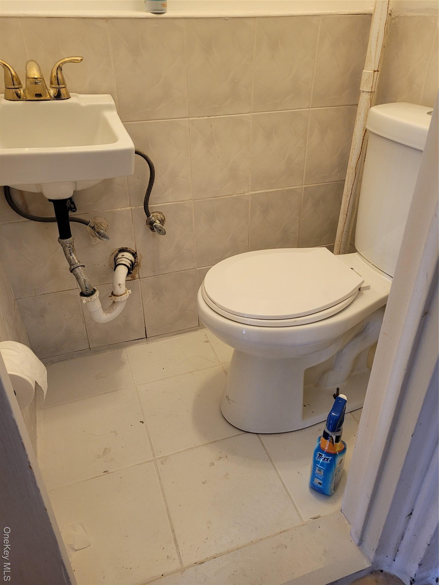 Single Family 141st  Queens, NY 11413, MLS-940639-16