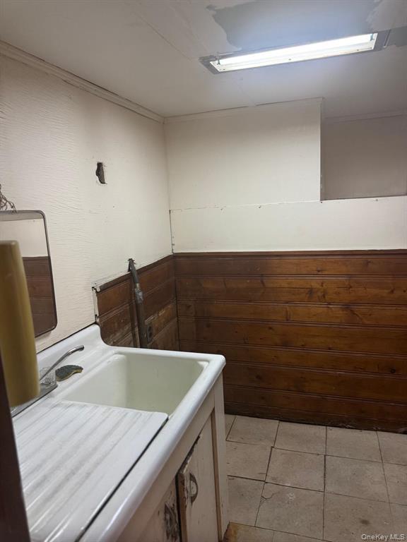 Single Family 141st  Queens, NY 11413, MLS-940639-25