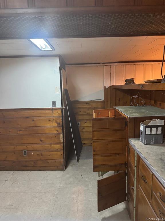 Single Family 141st  Queens, NY 11413, MLS-940639-31